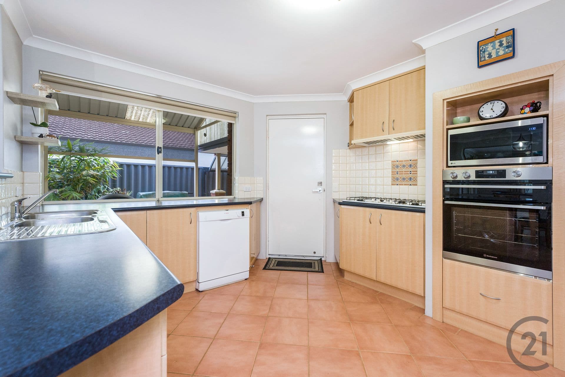 18 Leveque Loop, San Remo, WA, 6210, San Remo - Thumbnail 2