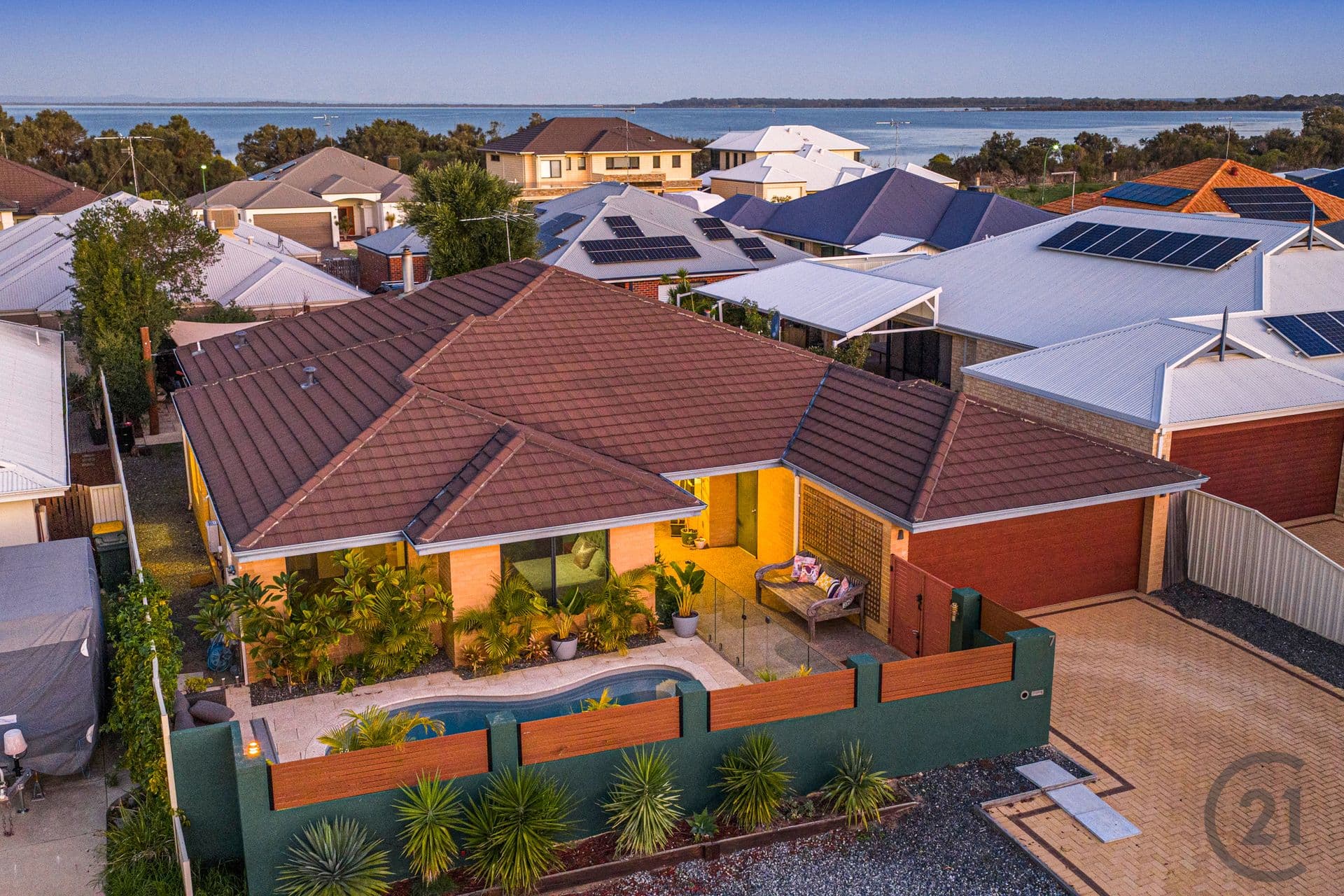 7 Zendora Court, Falcon, WA, 6210, Falcon - Thumbnail 2