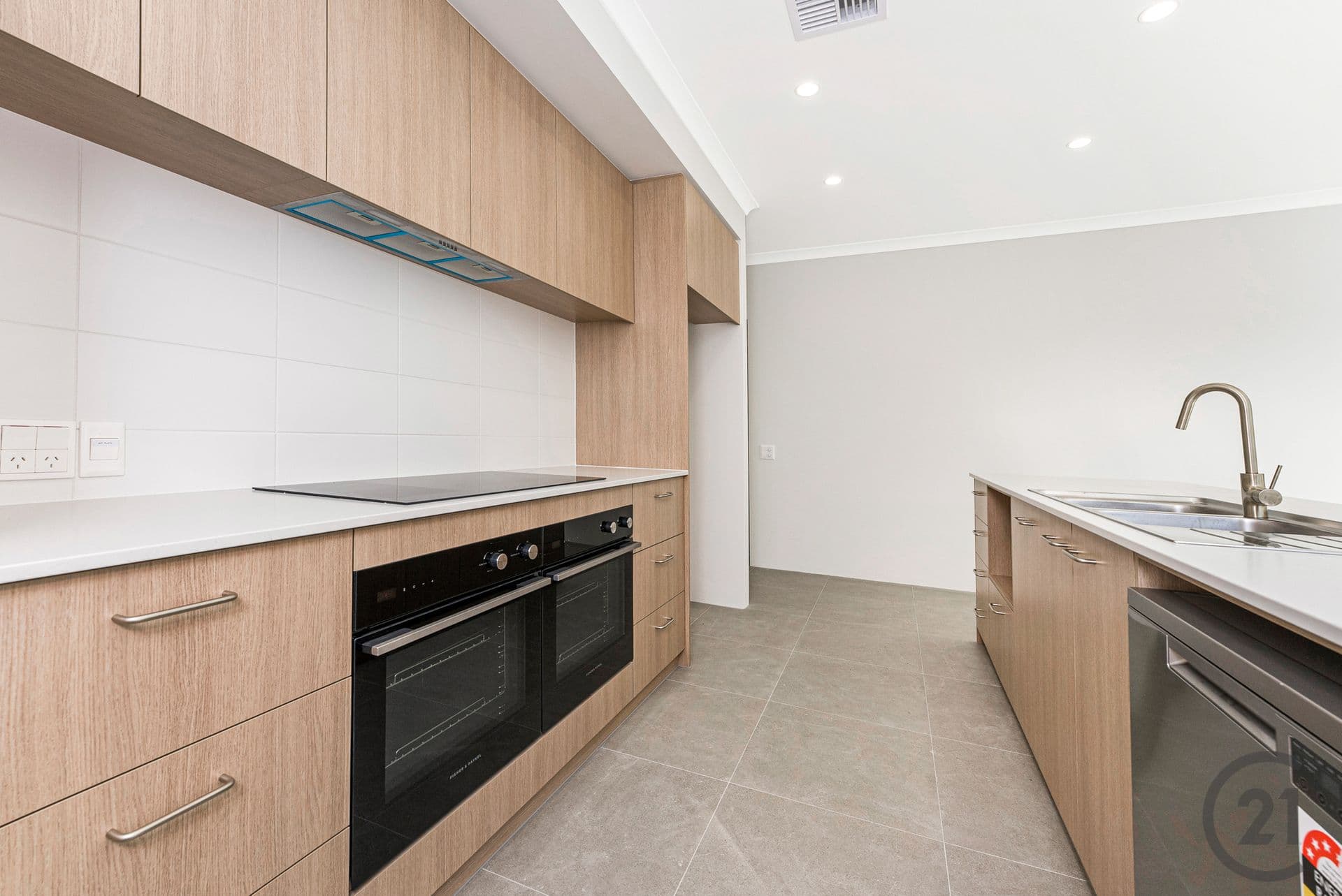 20 Churchill Way, KILSYTH, Kilsyth - Thumbnail 4