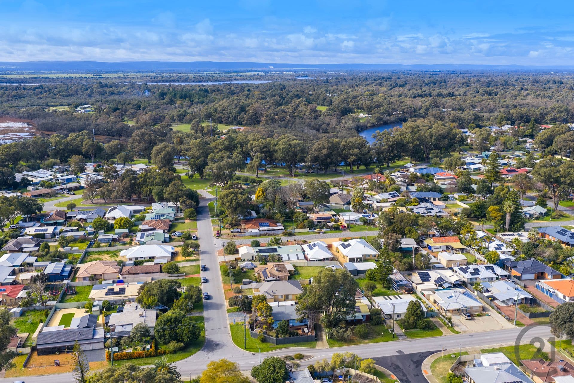 13 Banjup Road, Greenfields, WA, 6210, Greenfields - Thumbnail 4
