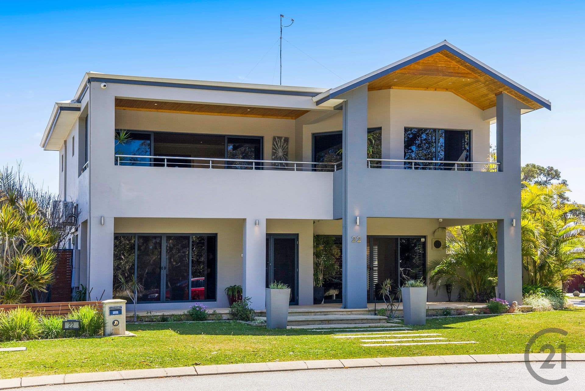 22 Chatsworth Drive, Erskine, WA, 6210, Erskine - Image 1
