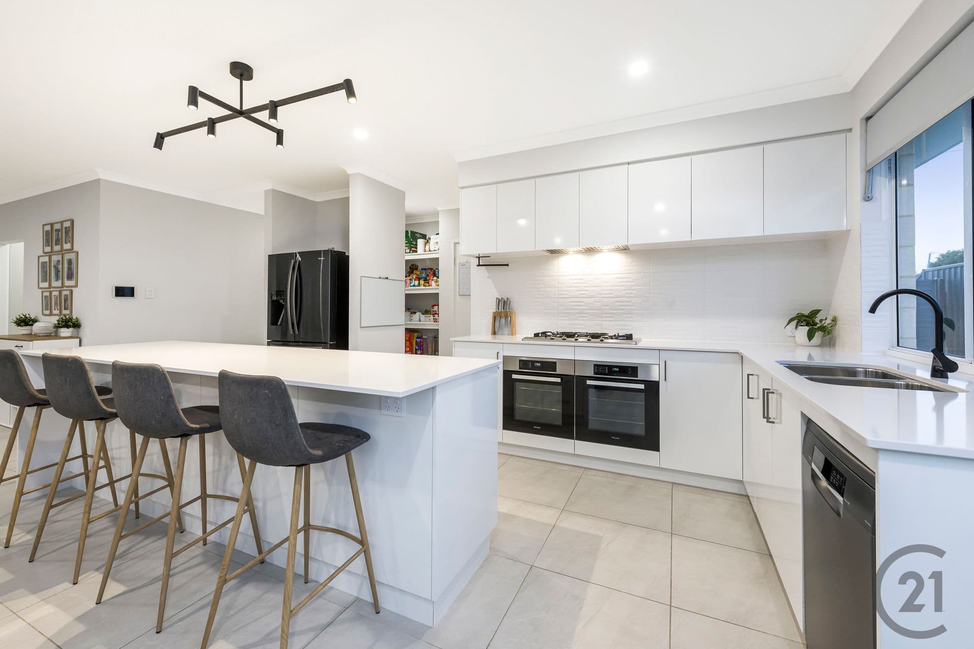 72 Dampier Drive, Golden Bay, WA, 6174, Golden Bay - Thumbnail 2