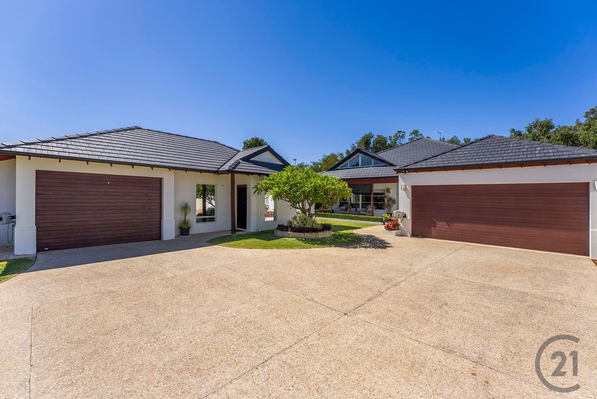 53 Midsummer Circle, Pinjarra, WA, 6208, Pinjarra - Thumbnail 2