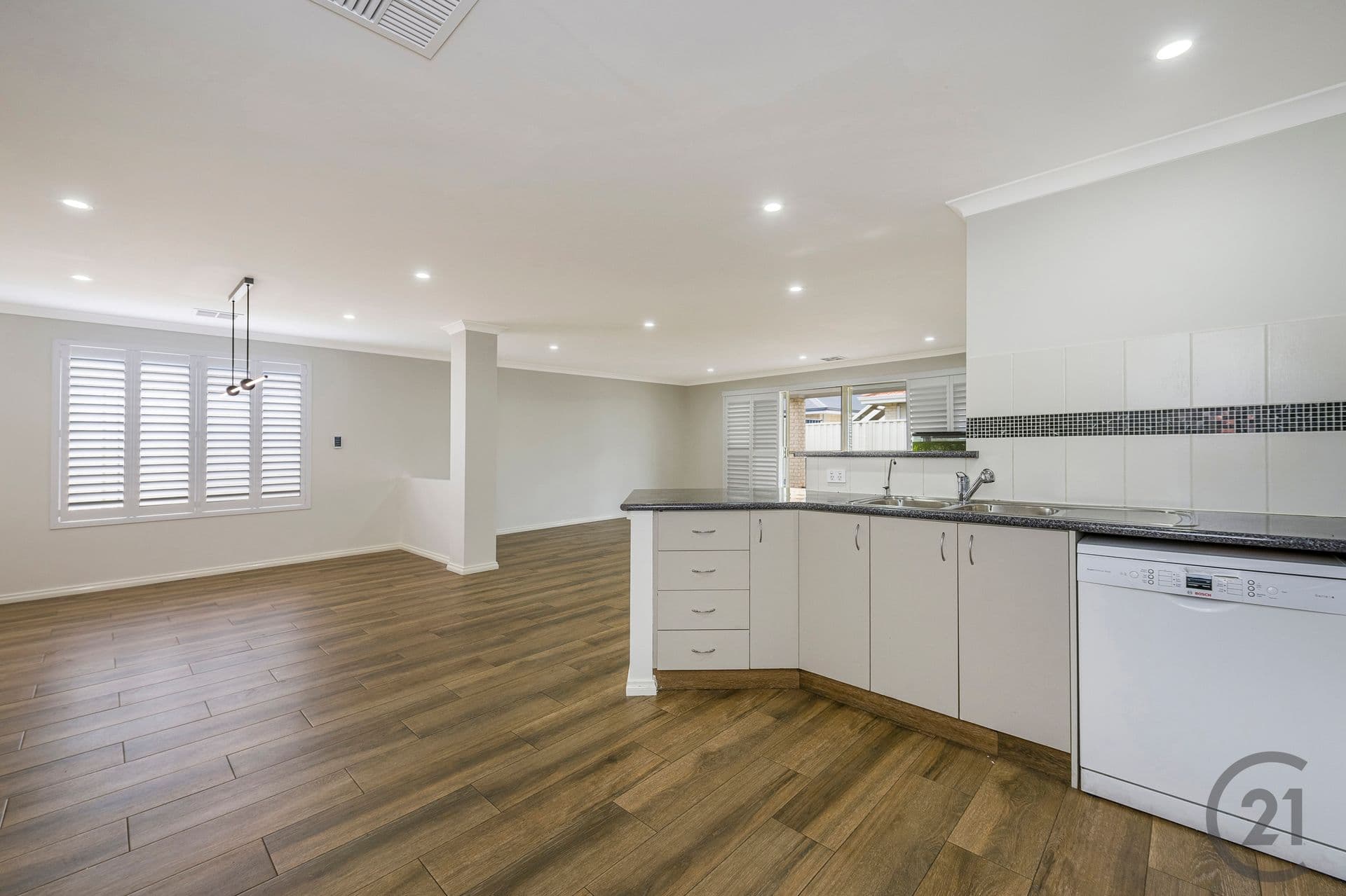 18 Nankeen Approach, Dudley Park, WA, 6210, Dudley Park - Thumbnail 6