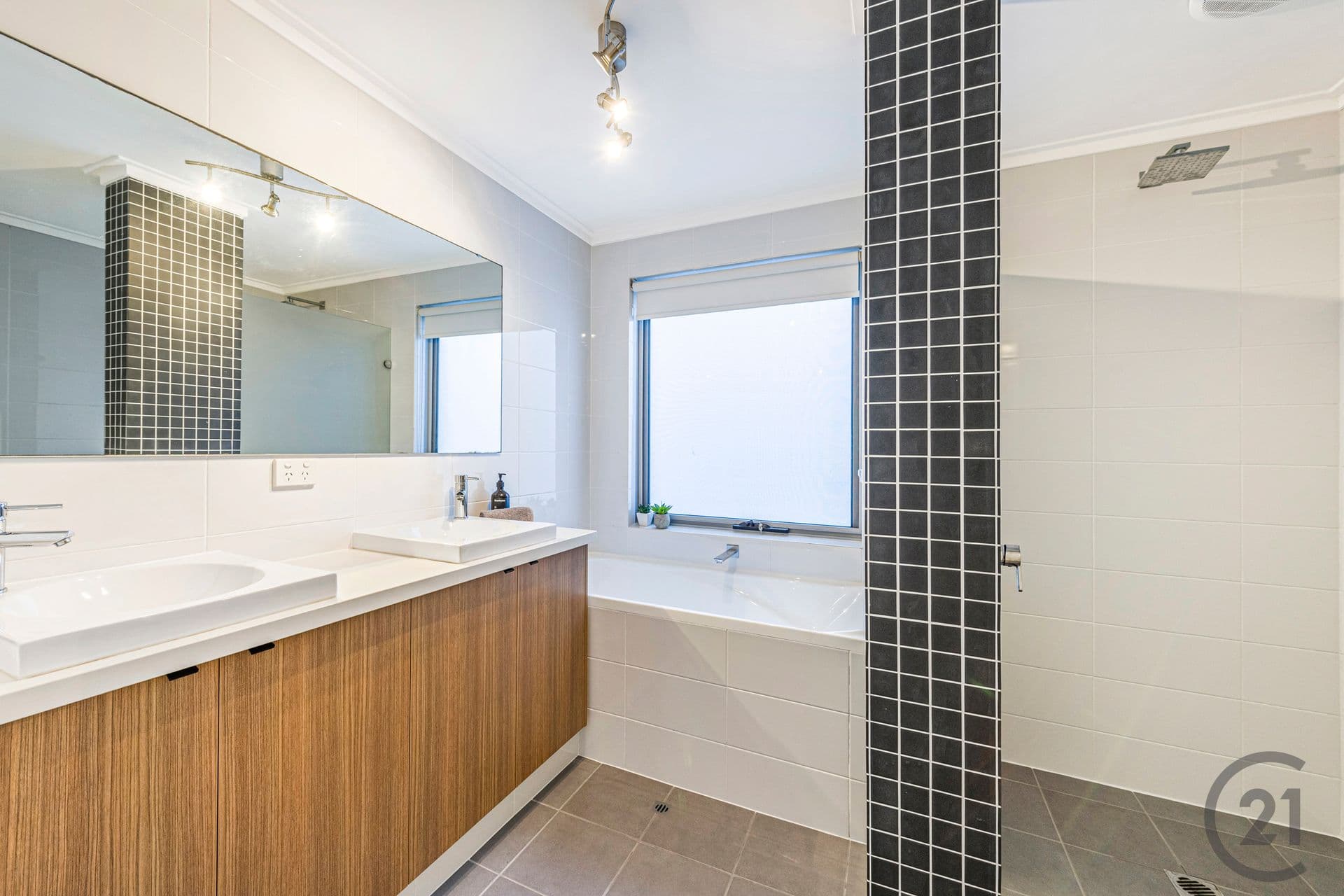 31 Endeavour Circle, Wannanup, WA, 6210, Wannanup - Thumbnail 3