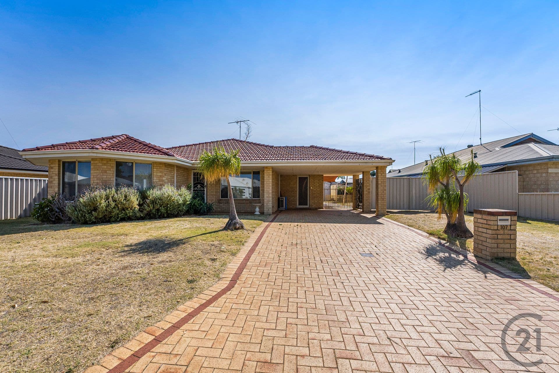 107 Willoughbridge Crescent, Erskine, WA, 6210, Erskine - Thumbnail 3