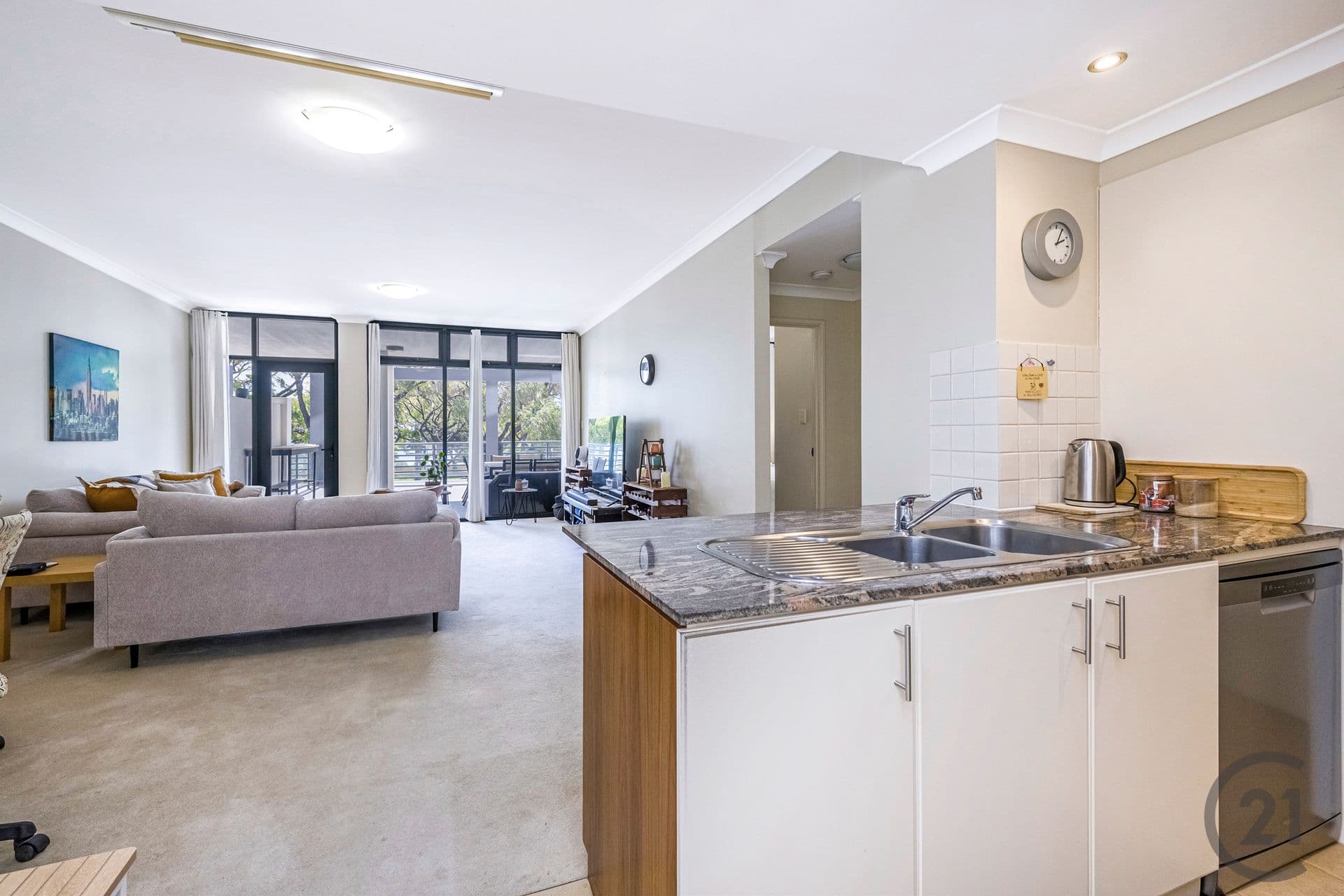 2/43 Rockingham Beach Road, Rockingham, WA, 6168, Rockingham - Thumbnail 7