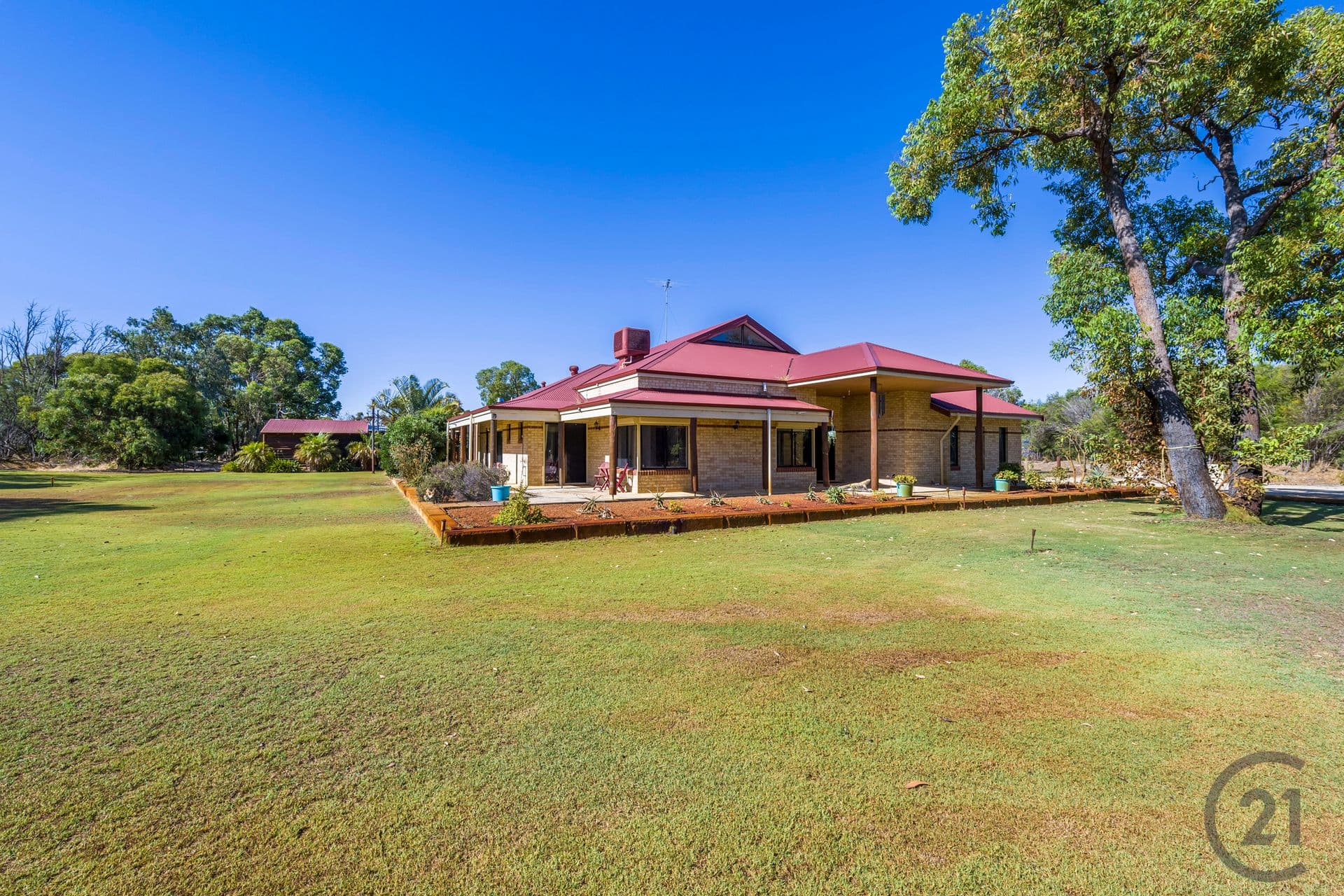 14 Empress Court, Barragup, WA, 6209, Nambeelup - Thumbnail 2