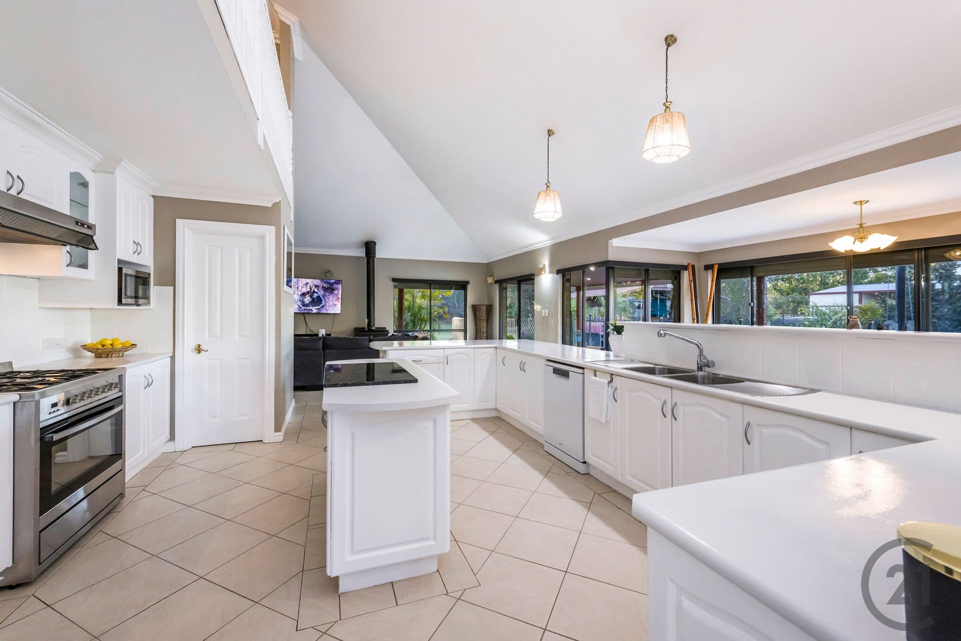 14 Empress Court, Barragup, WA, 6209, Nambeelup - Thumbnail 5