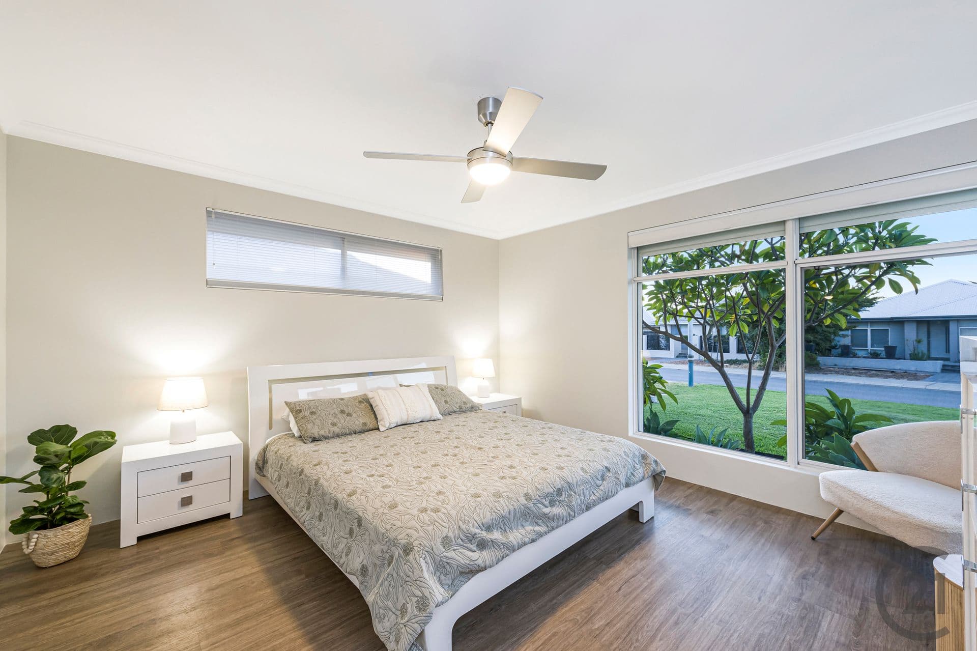 247 Peelwood Parade, Halls Head, WA, 6210, Halls Head - Thumbnail 5