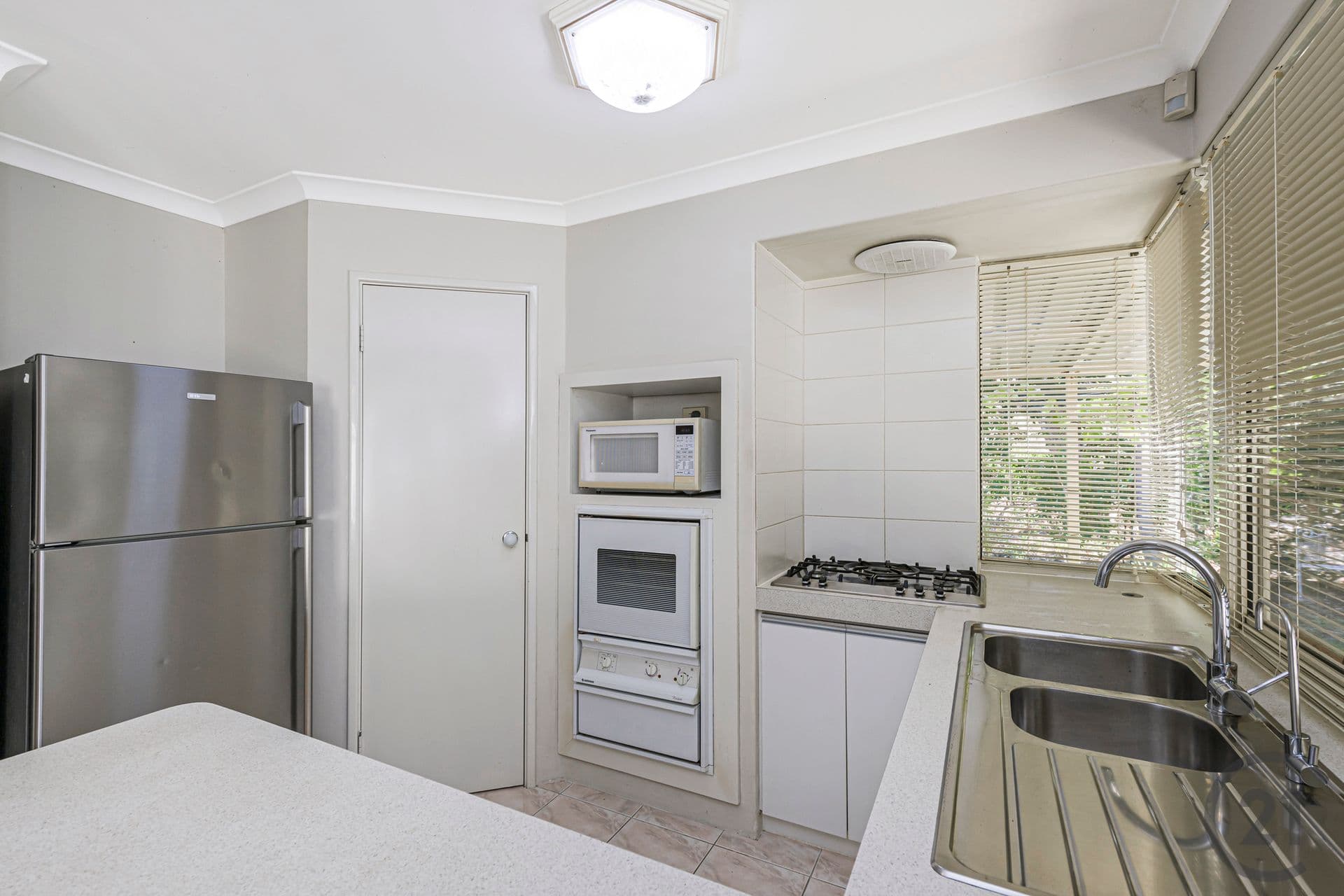 31 Watson Avenue, Coodanup, WA, 6210, Coodanup - Thumbnail 5