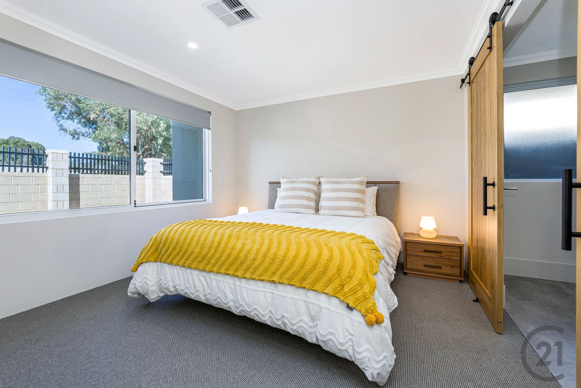 33 Waardong Court, Halls Head, WA, 6210, Halls Head - Thumbnail 2
