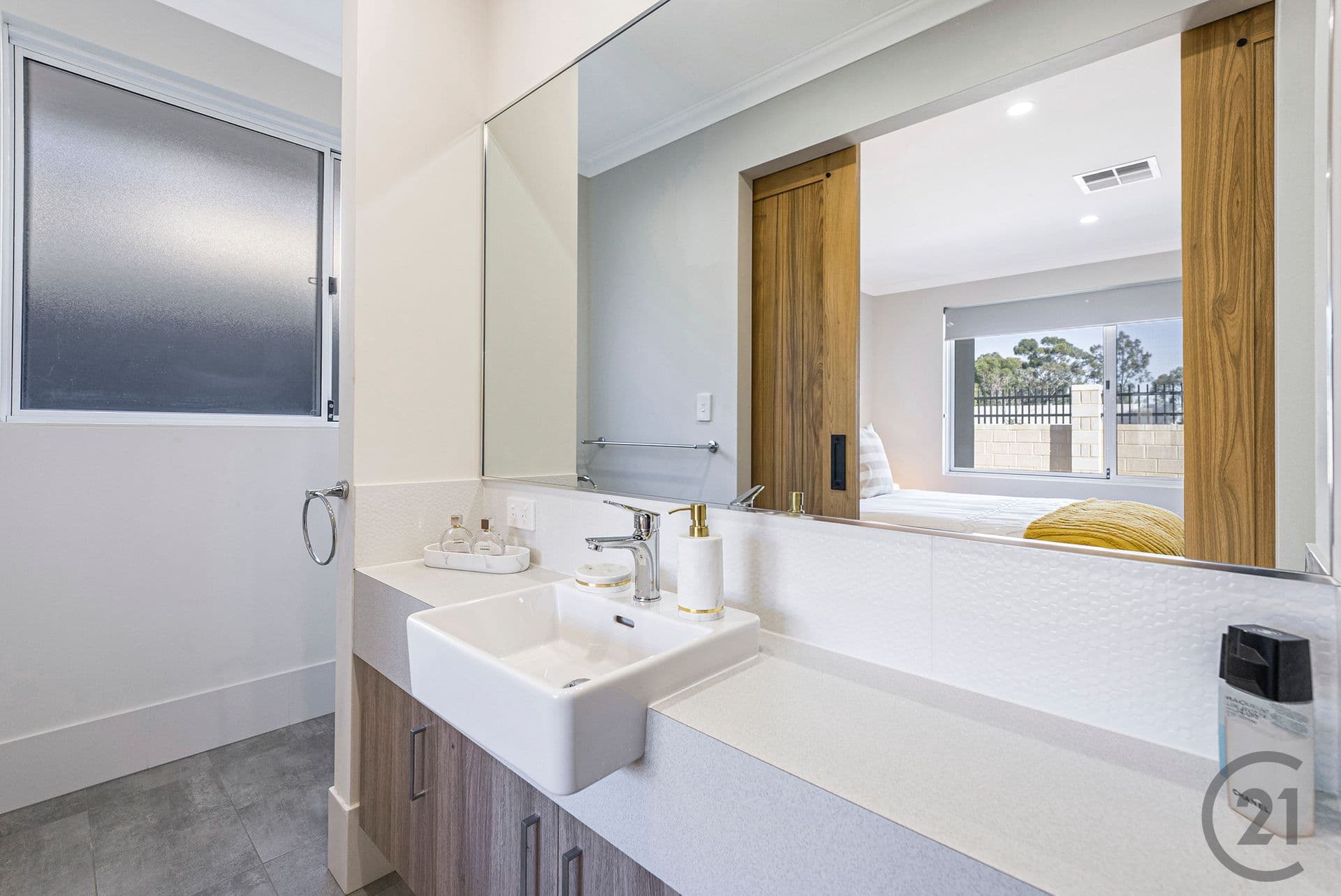 33 Waardong Court, Halls Head, WA, 6210, Halls Head - Thumbnail 4