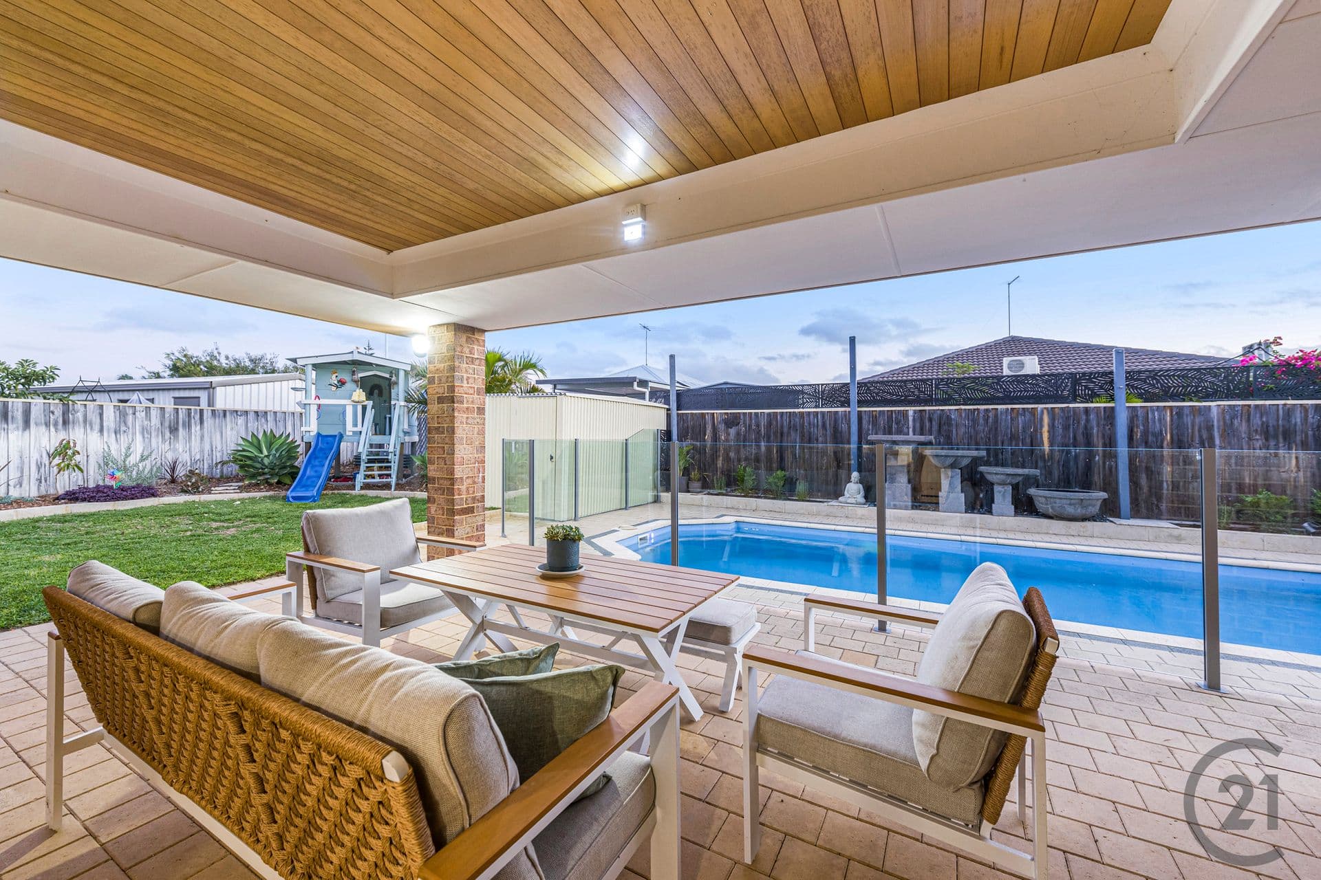 5 Lutea Road, Halls Head, WA, 6210, Halls Head - Thumbnail 2