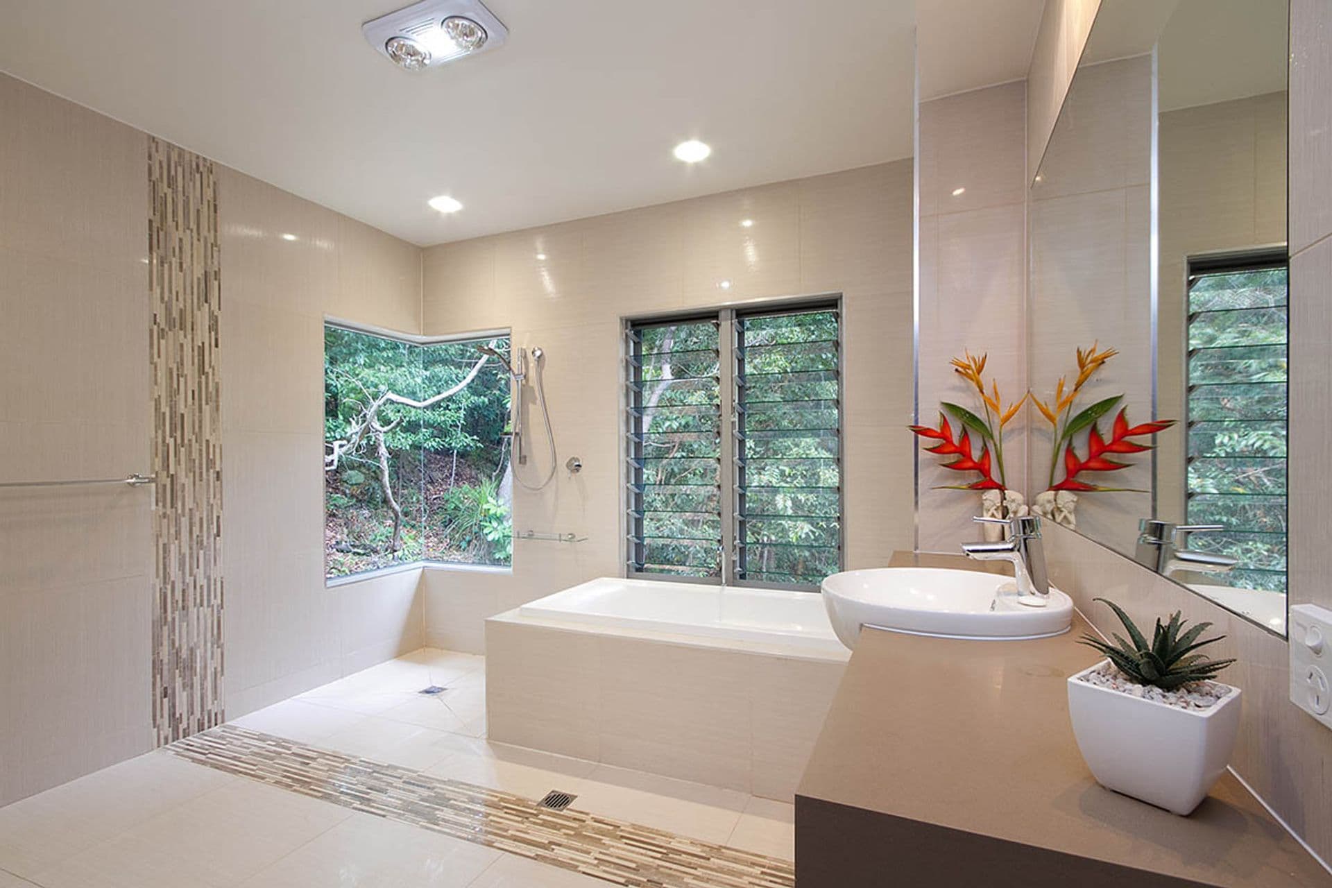 1/8 King Street, Buderim, QLD, 4556, Mount Coolum - Thumbnail 4