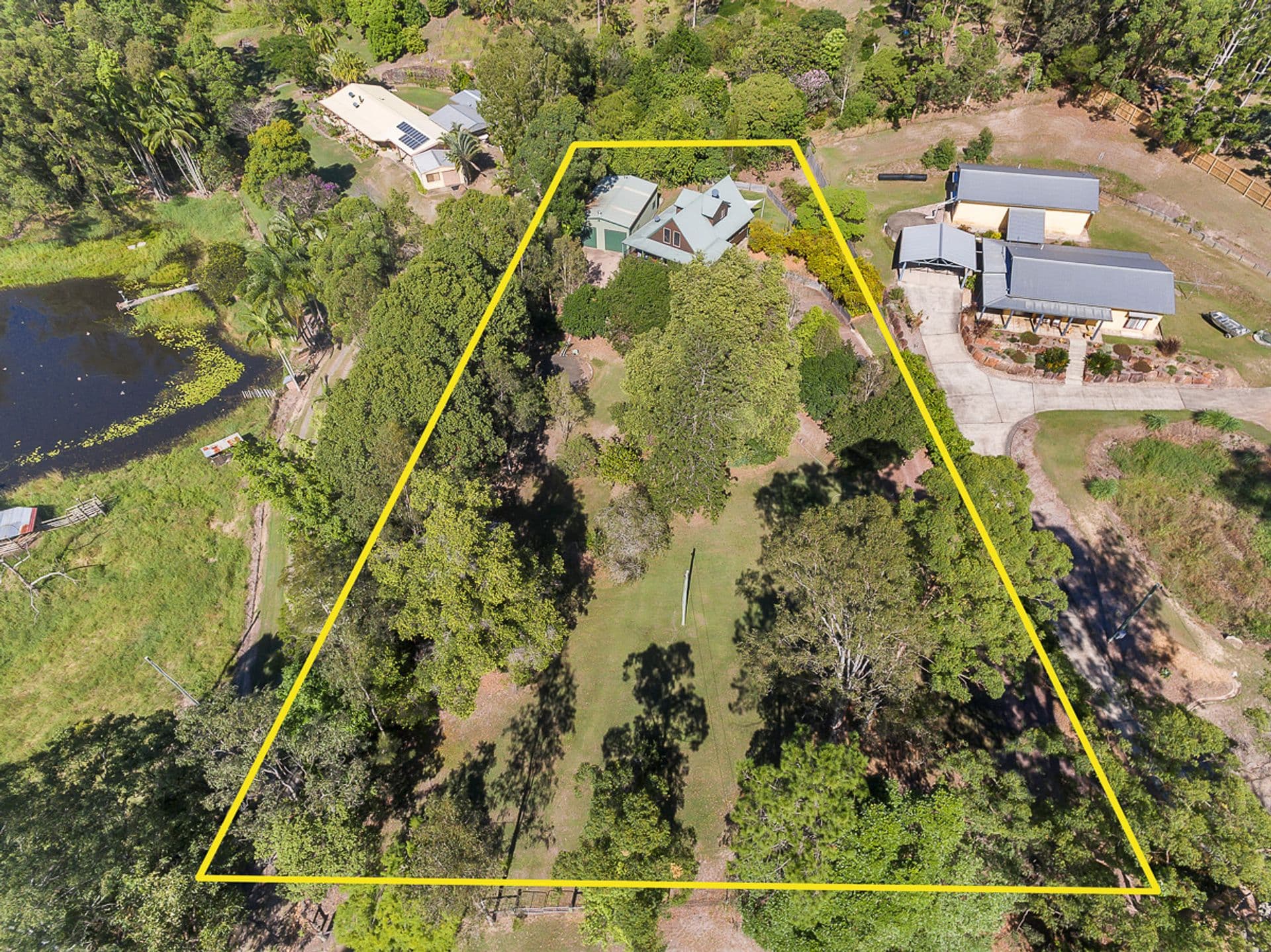 39 Andersen Road, Mooloolah Valley, QLD, 4553, Diamond Valley - Thumbnail 2