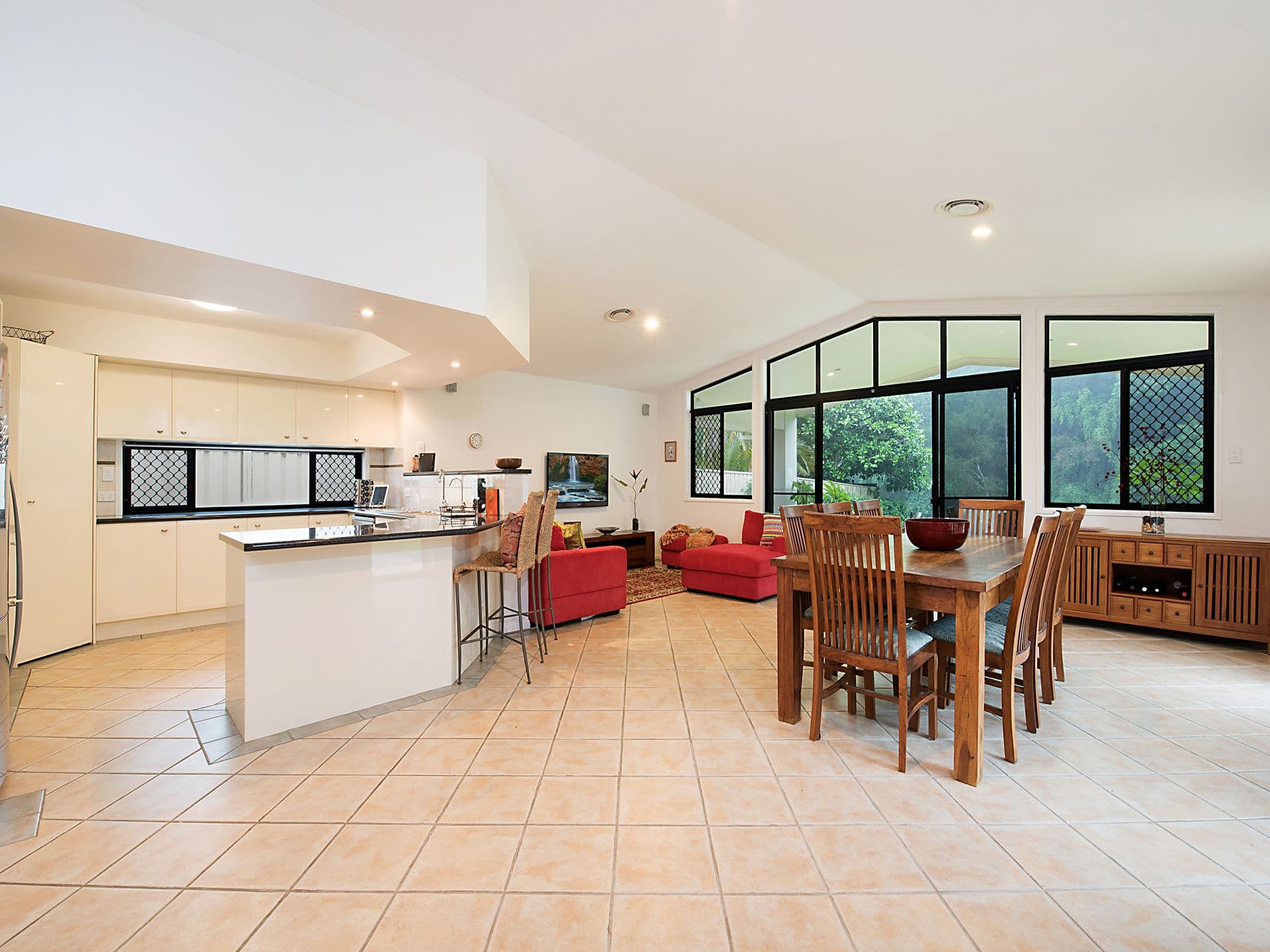 1/8 King Street, Buderim, QLD, 4556, Buderim - Thumbnail 2