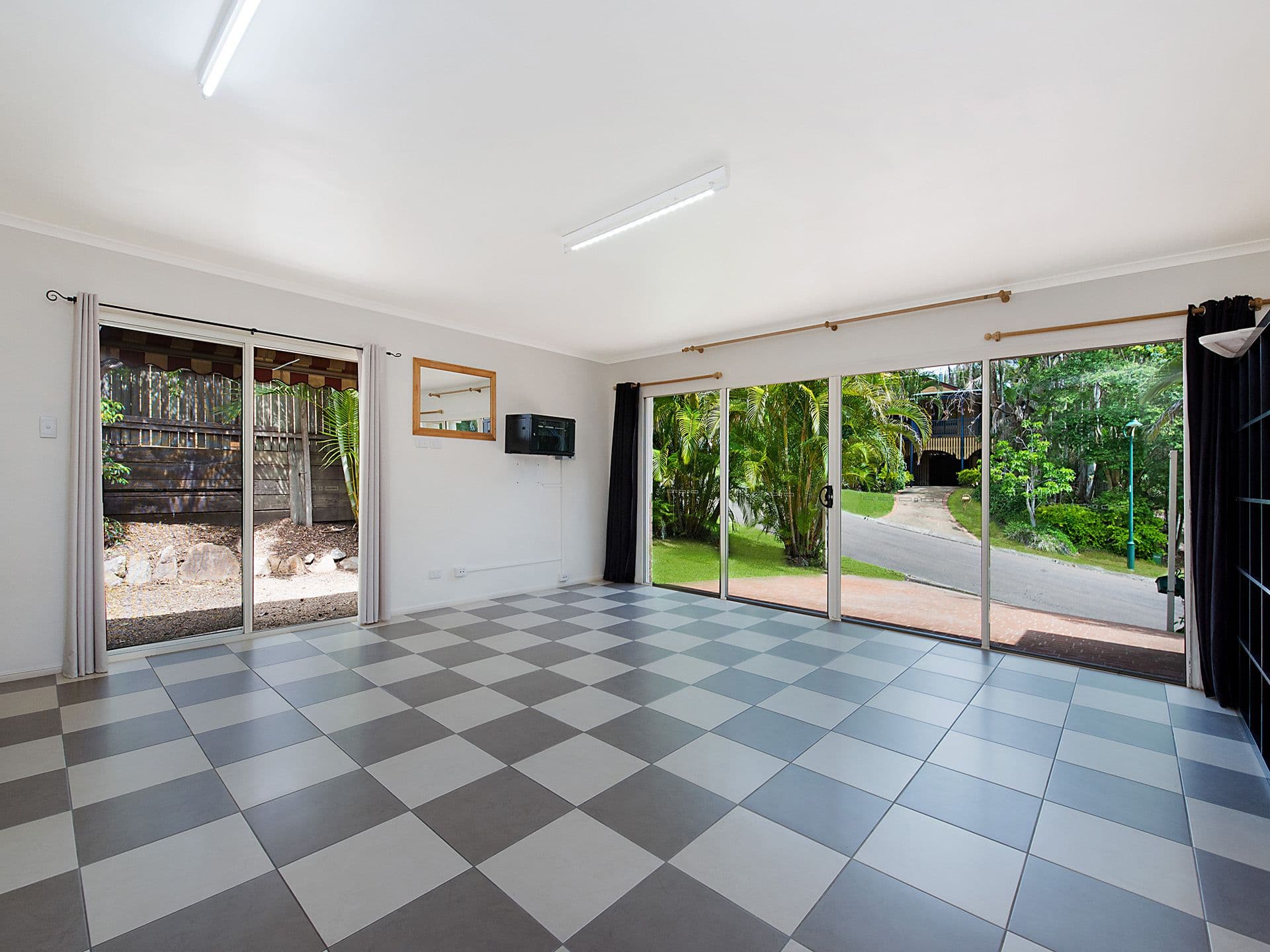 1/8 King Street, Buderim, QLD, 4556, Buderim - Thumbnail 3