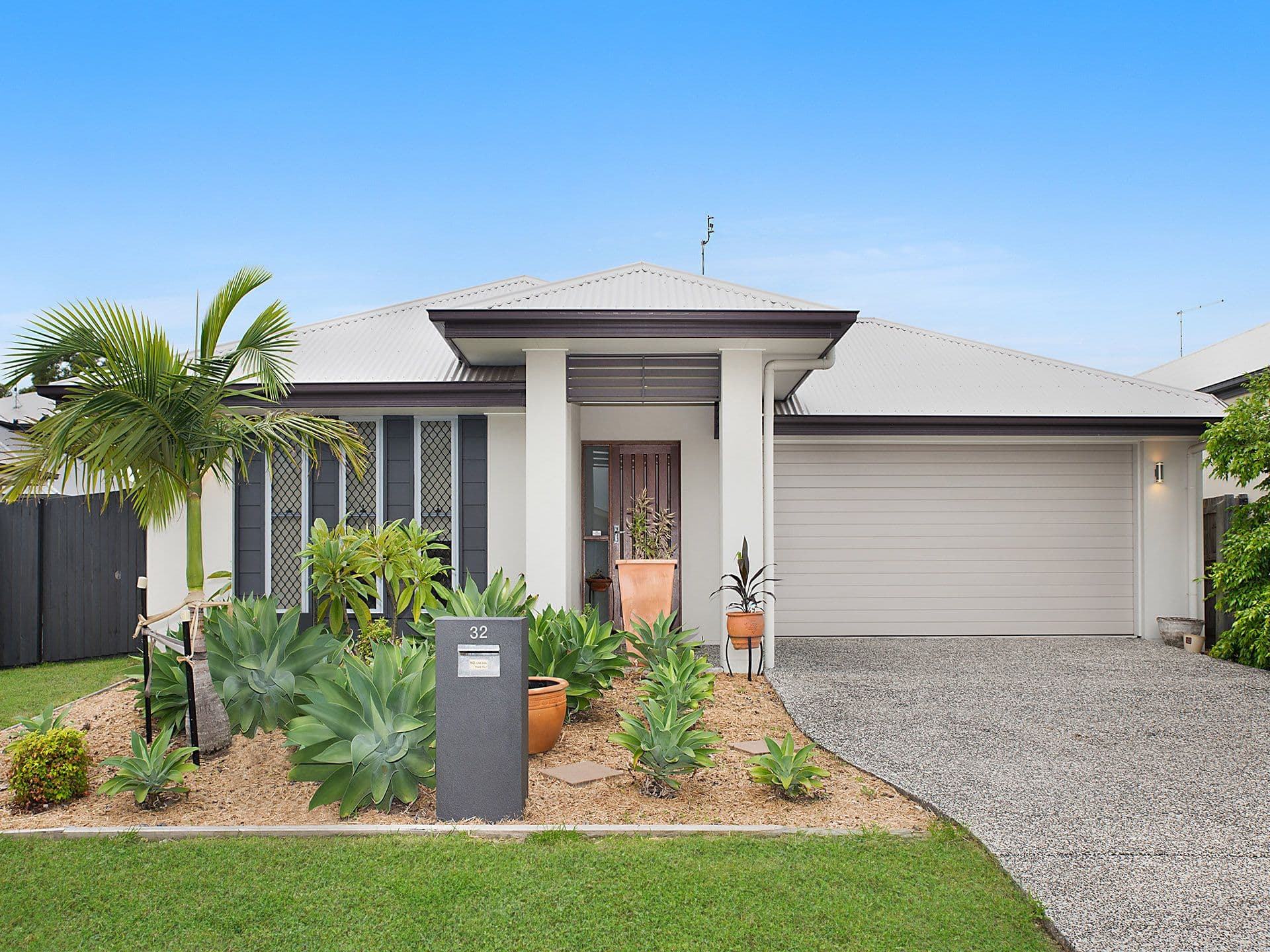 32 Hillsborough Circuit, Mountain Creek, QLD, 4557, Mountain Creek - Thumbnail 2