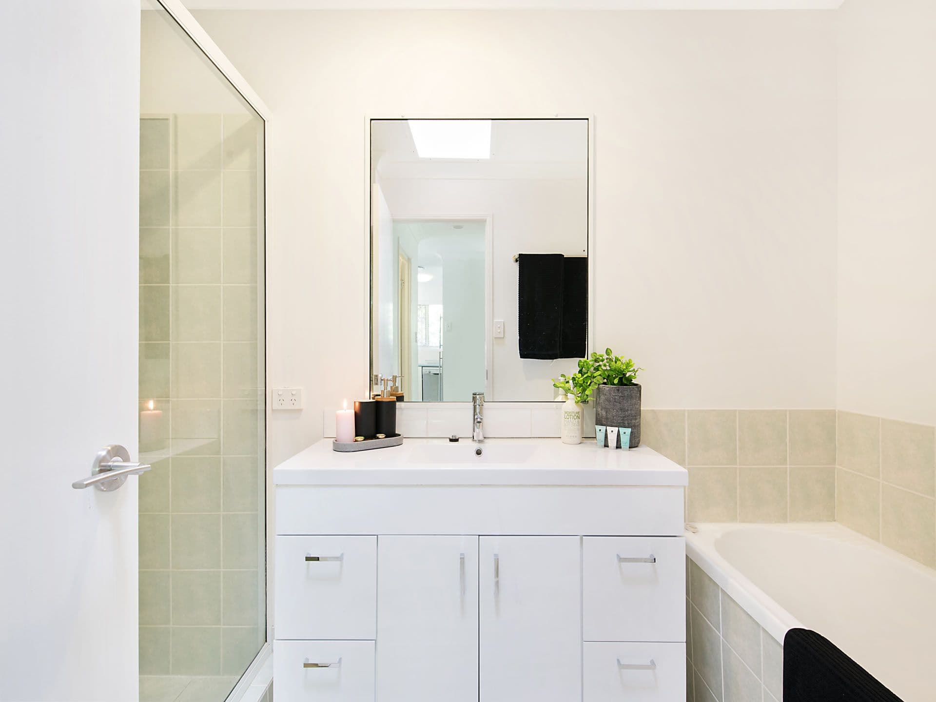 1/8 King Street, Buderim, QLD, 4556, Sippy Downs - Thumbnail 8