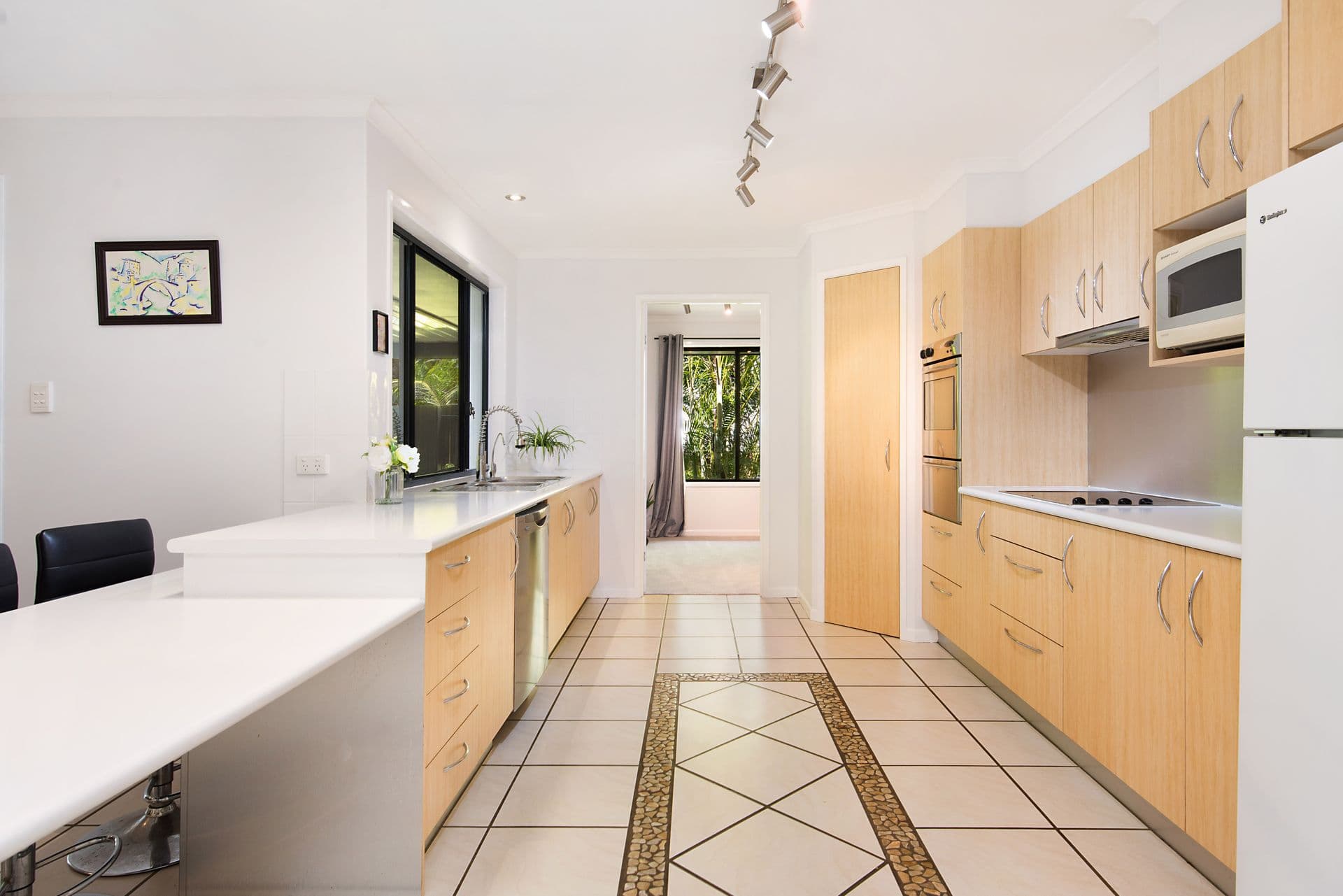 3 Earls Court, Buderim, QLD, 4556, Buderim - Thumbnail 2