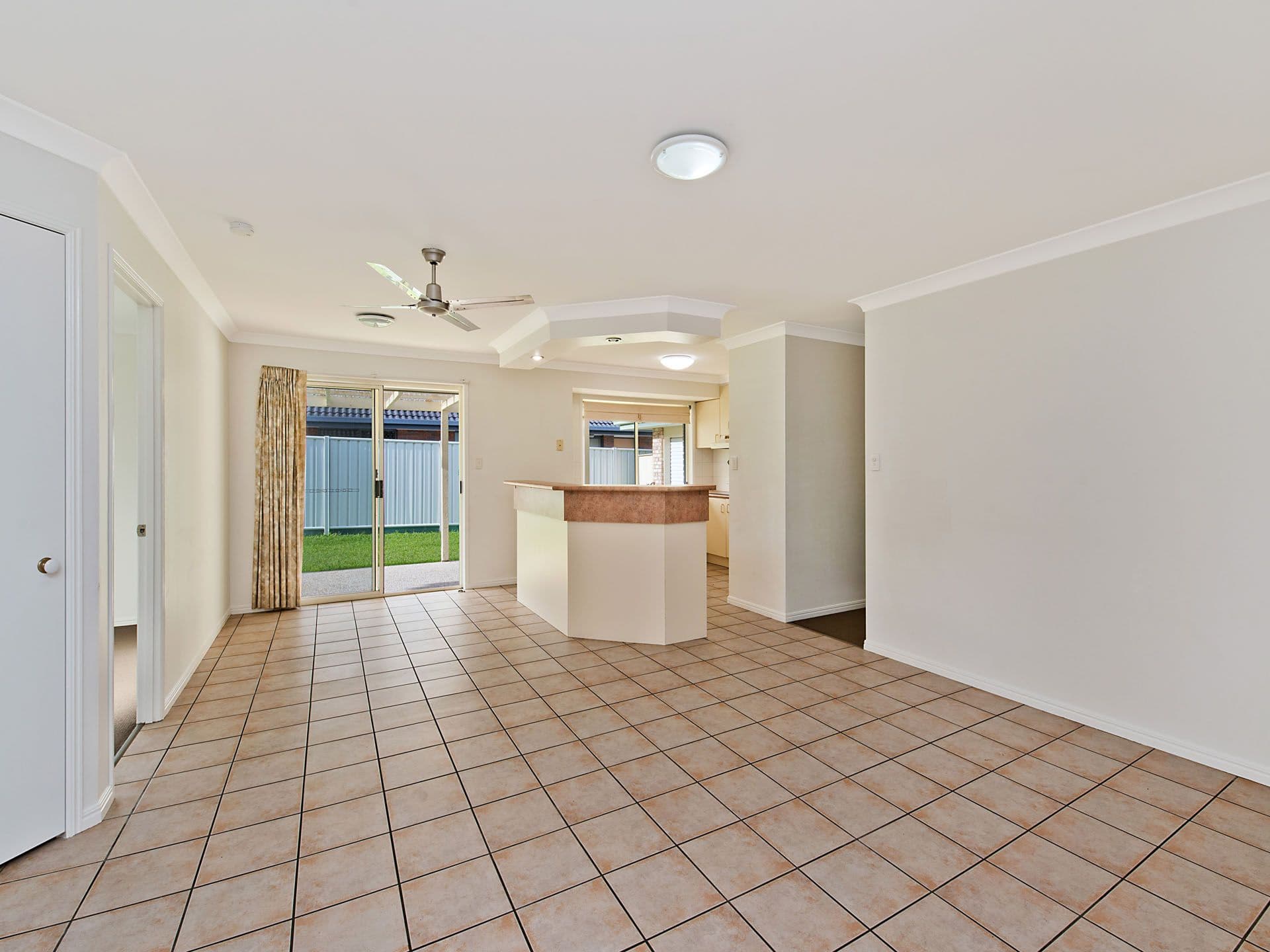 1/8 King Street, Buderim, QLD, 4556, Sippy Downs - Thumbnail 4