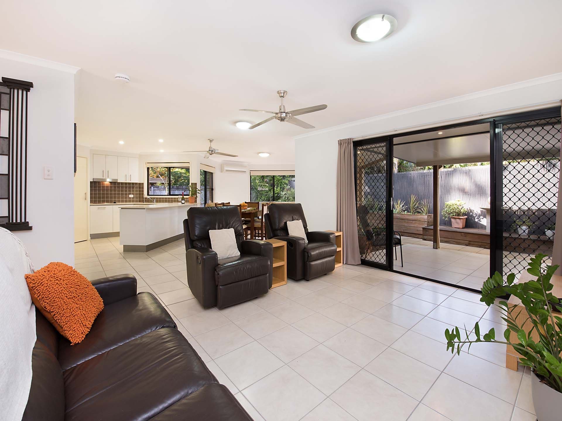 1/8 King Street, Buderim, QLD, 4556, Buderim - Thumbnail 2