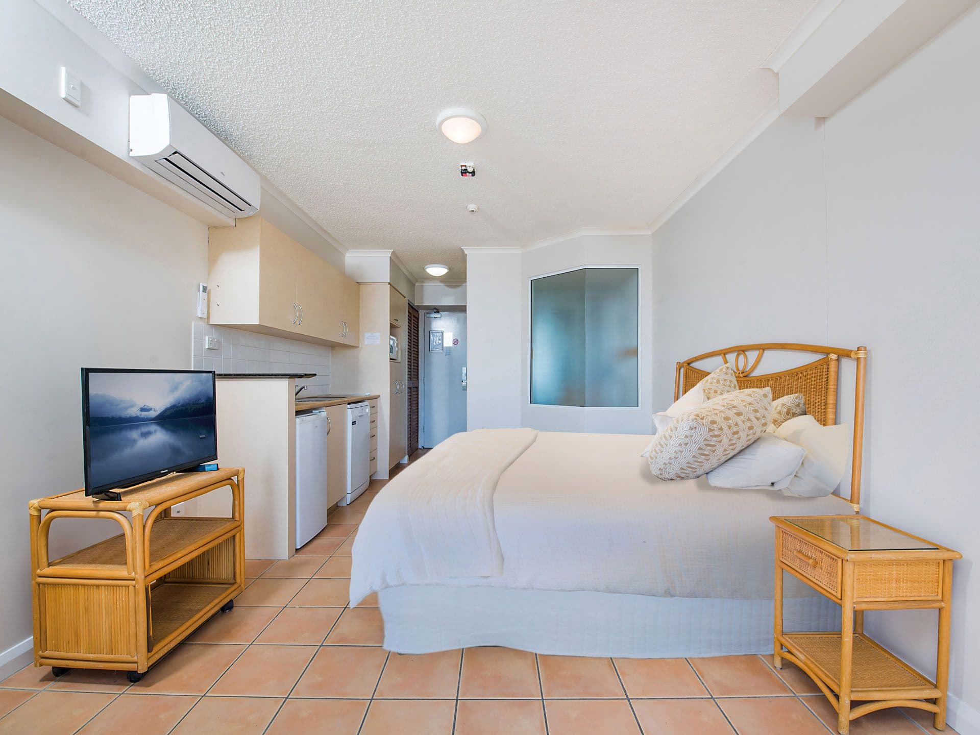 227/180 Alexandra Parade, Alexandra Headland, QLD, 4572, Alexandra Headland - Thumbnail 2