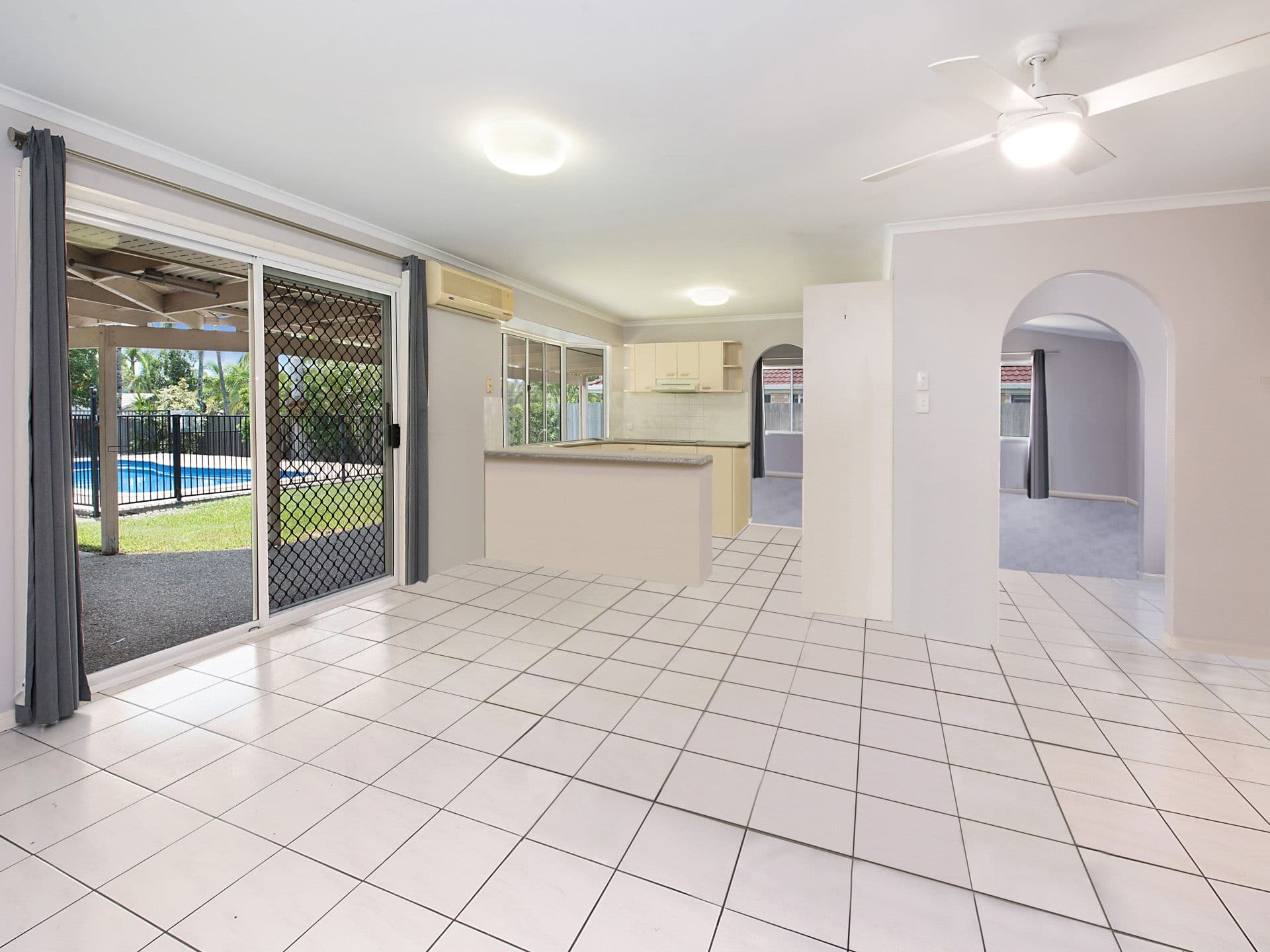 220 Karawatha Drive, Buderim, QLD, 4556, Buderim - Thumbnail 2