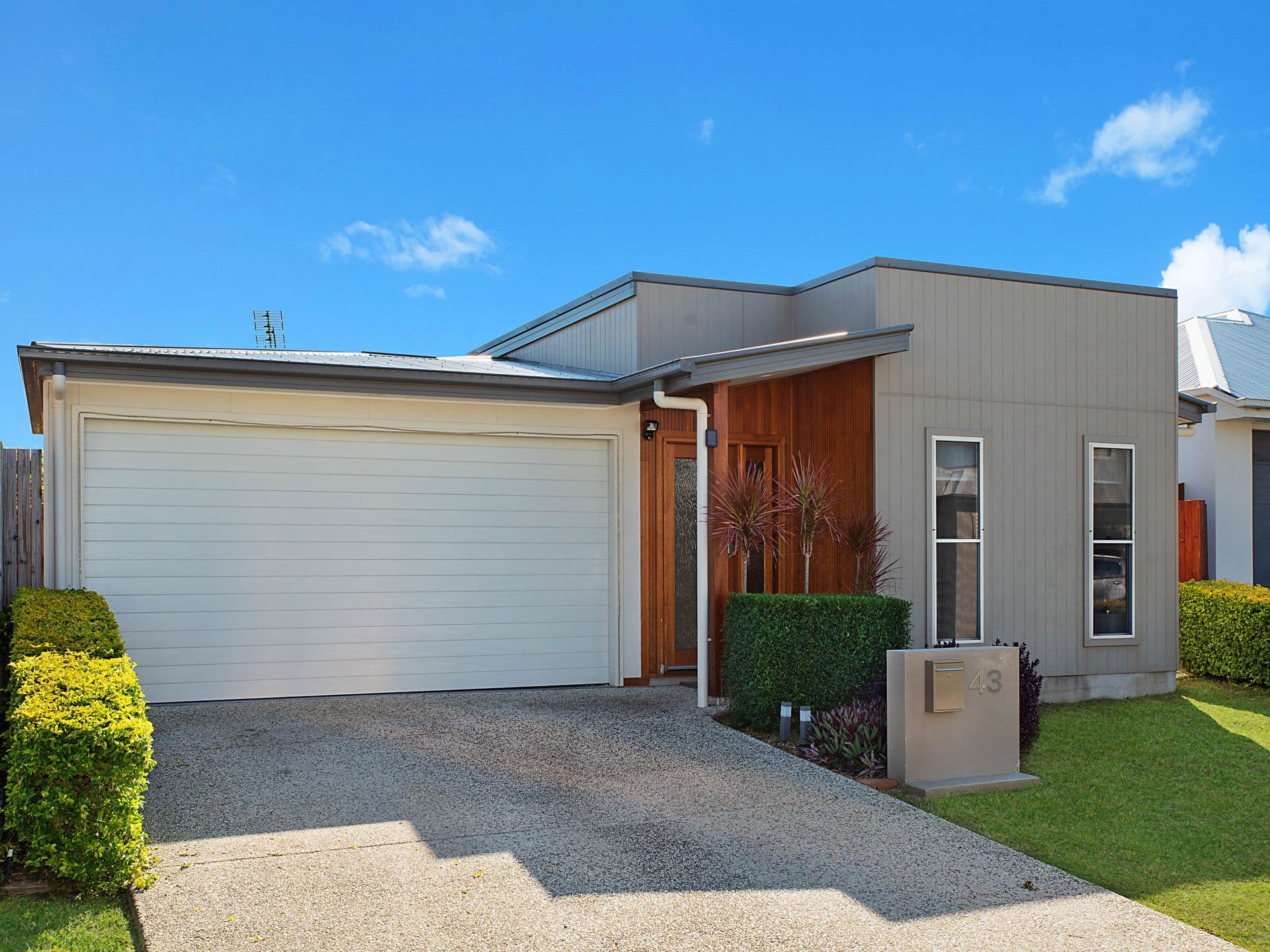 1/8 King Street, Buderim, QLD, 4556, Sippy Downs - Thumbnail 2