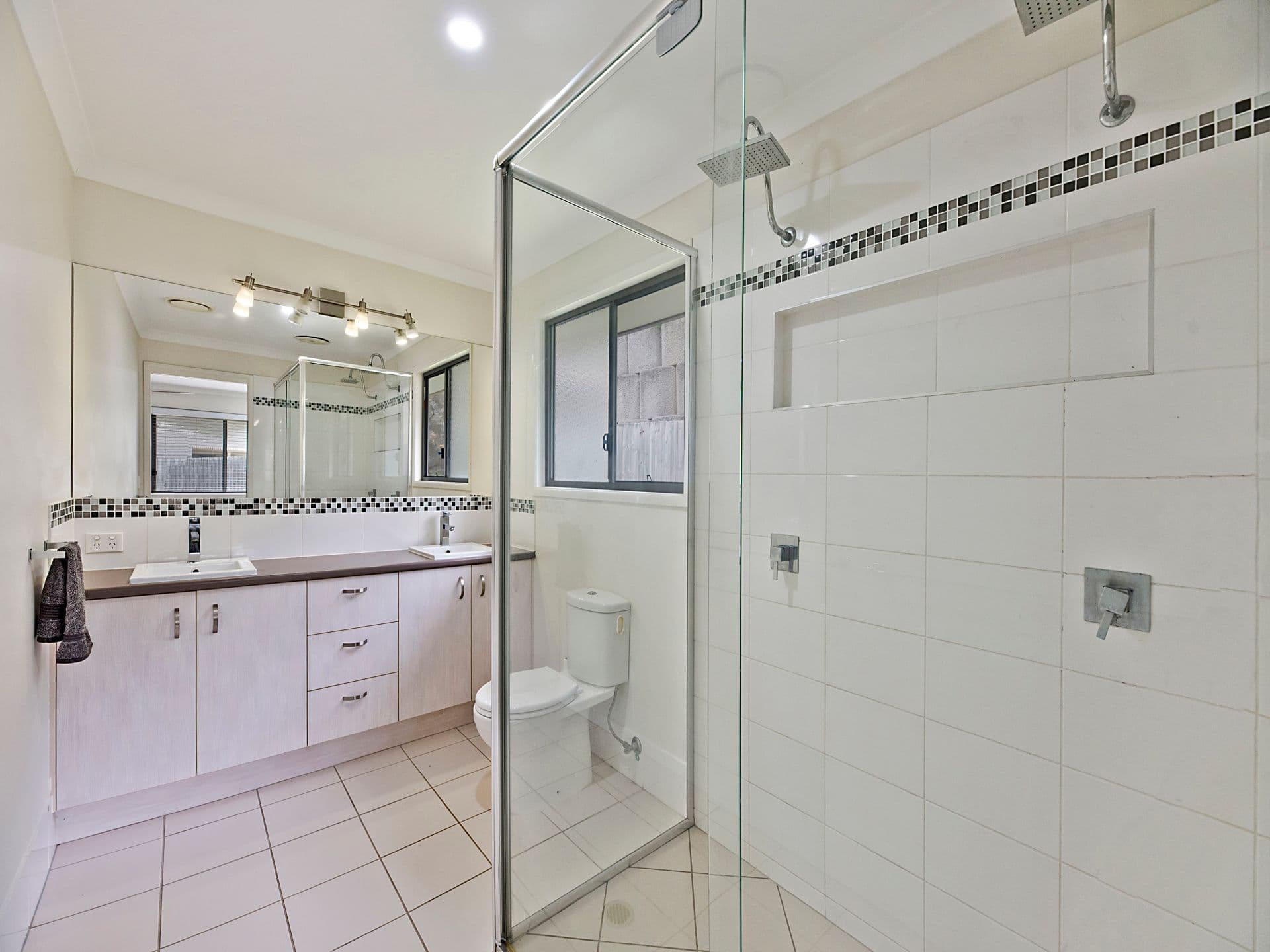 1/8 King Street, Buderim, QLD, 4556, Buderim - Thumbnail 8