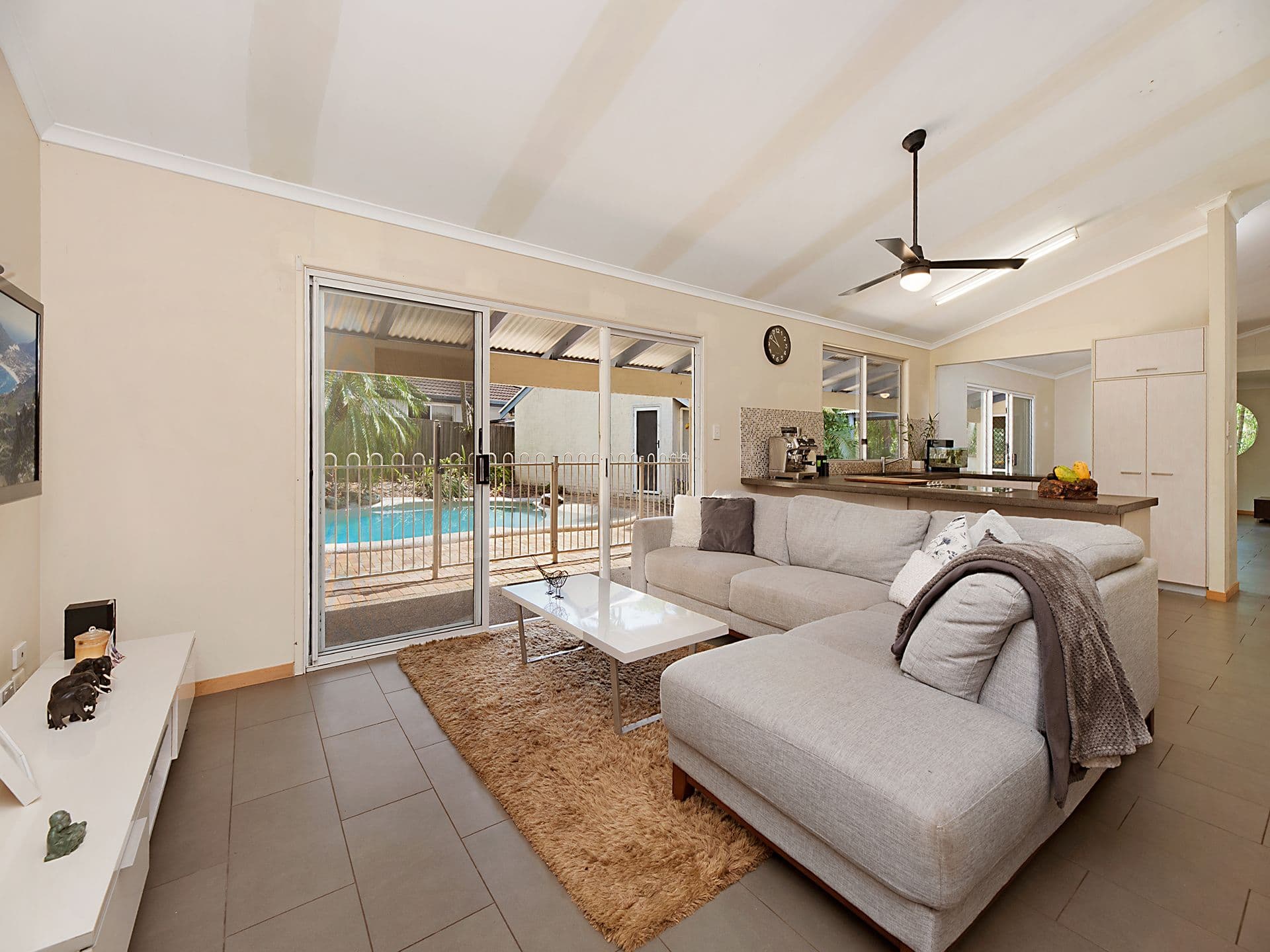 1/8 King Street, Buderim, QLD, 4556, Buderim - Thumbnail 2