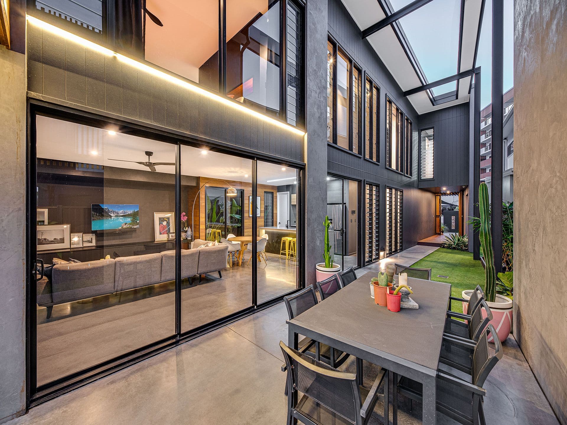 1/8 King Street, Buderim, QLD, 4556, Birtinya - Thumbnail 4