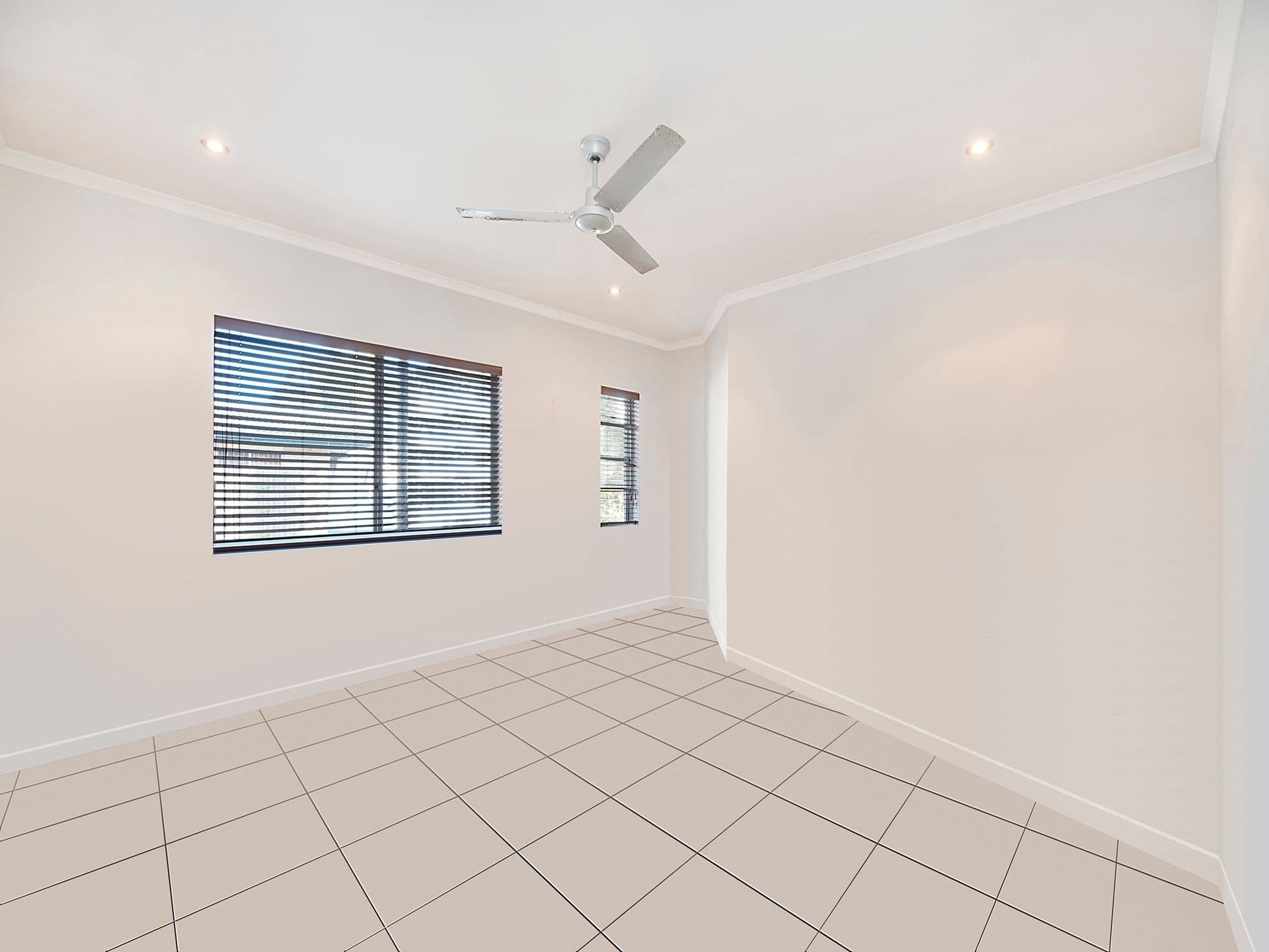 1/6 Ferguson Avenue, Buderim, QLD, 4556, Buderim - Thumbnail 8