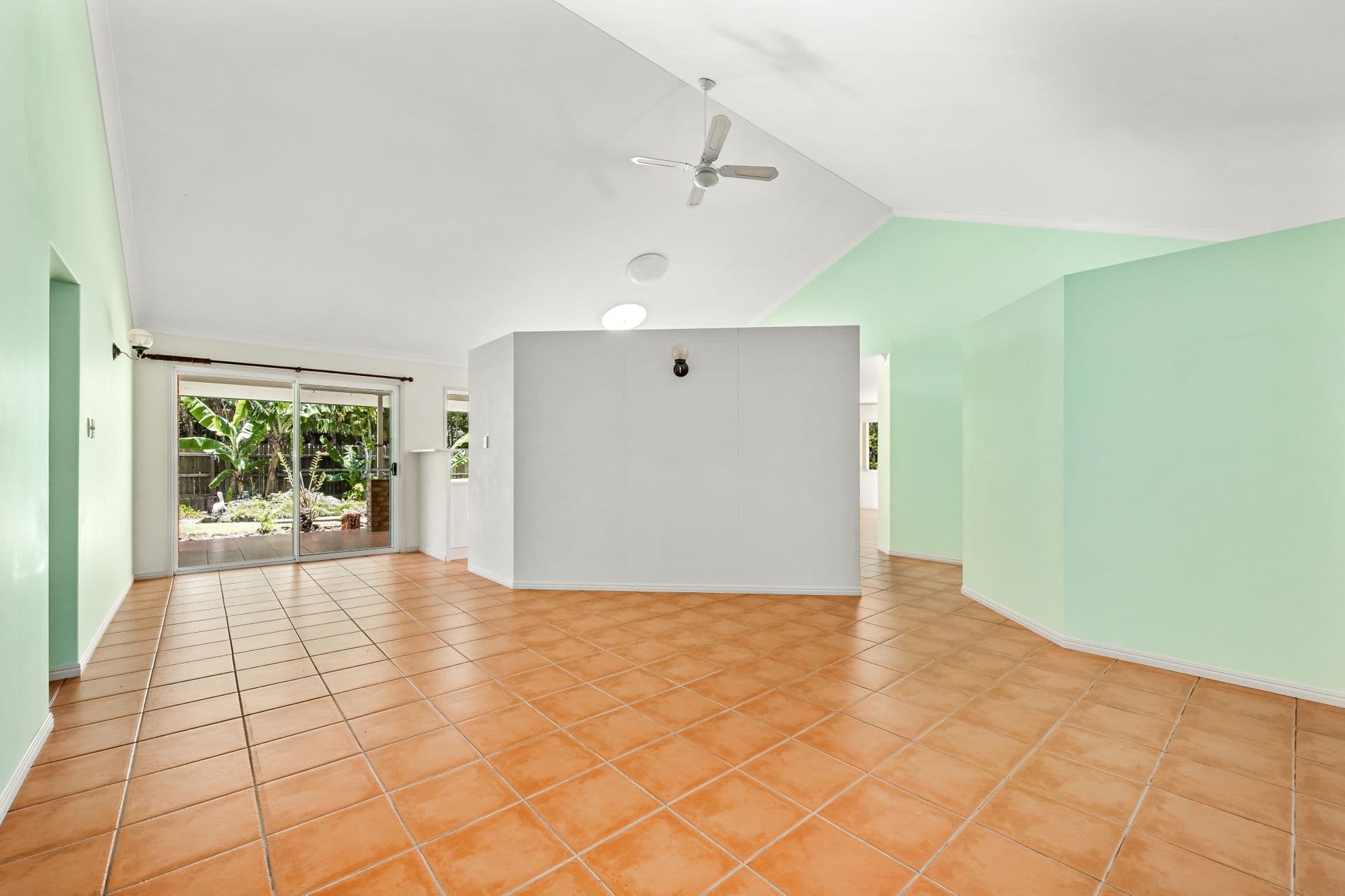 1/8 King Street, Buderim, QLD, 4556, Buderim - Thumbnail 4