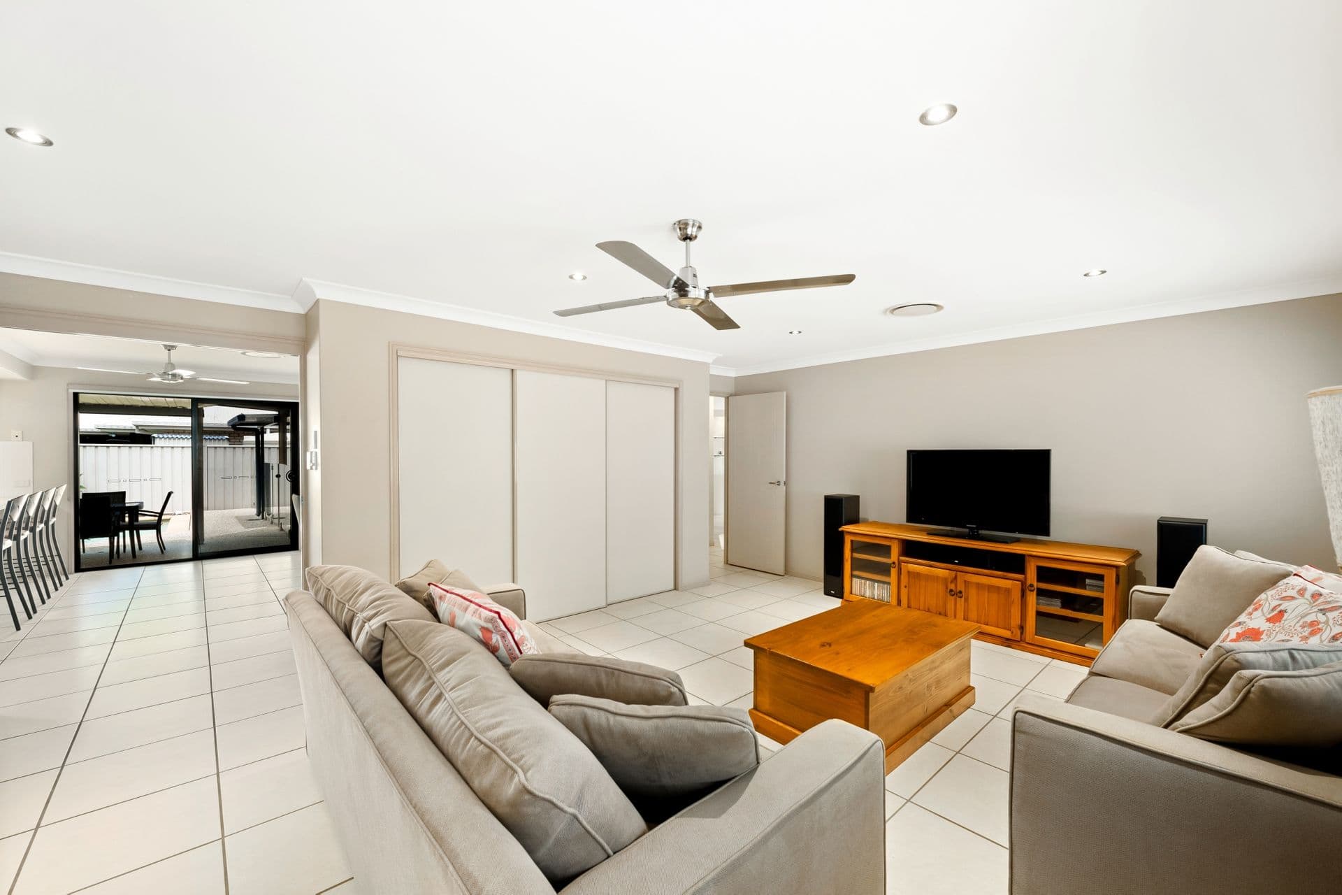 1/8 King Street, Buderim, QLD, 4556, Buderim - Thumbnail 4