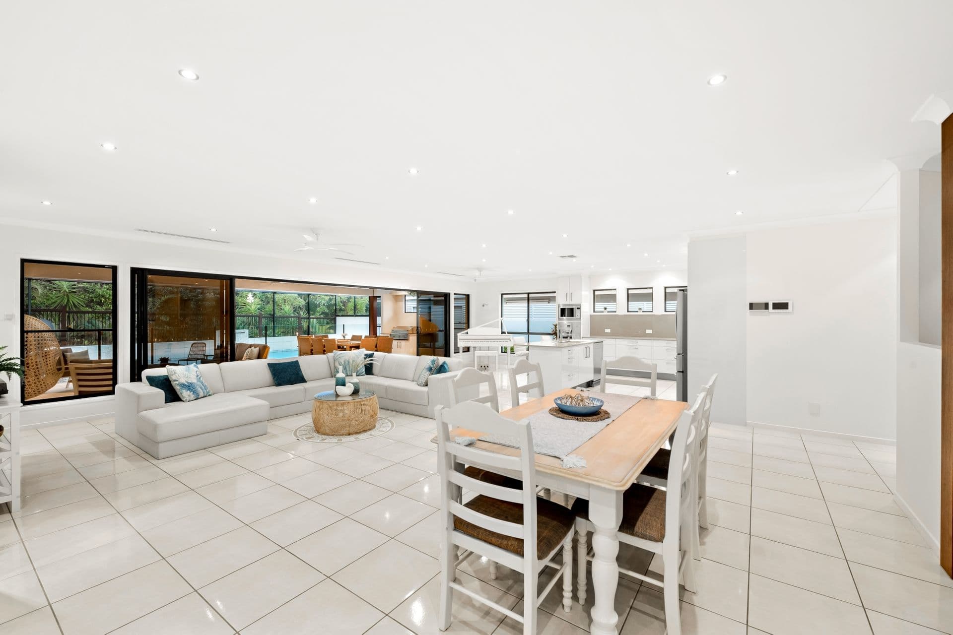1/8 King Street, Buderim, QLD, 4556, Buderim - Thumbnail 2