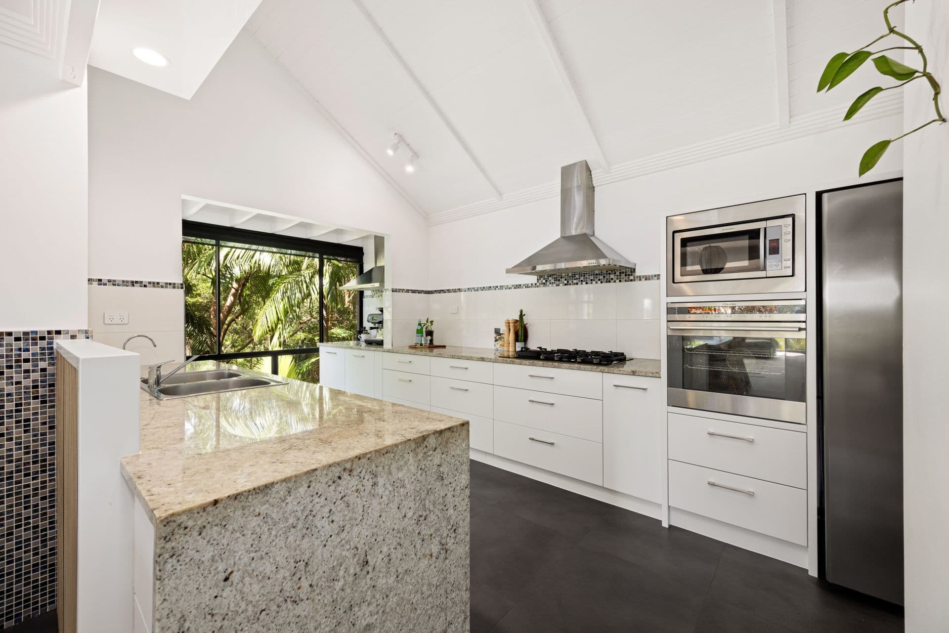 1/8 King Street, Buderim, QLD, 4556, Buderim - Thumbnail 7