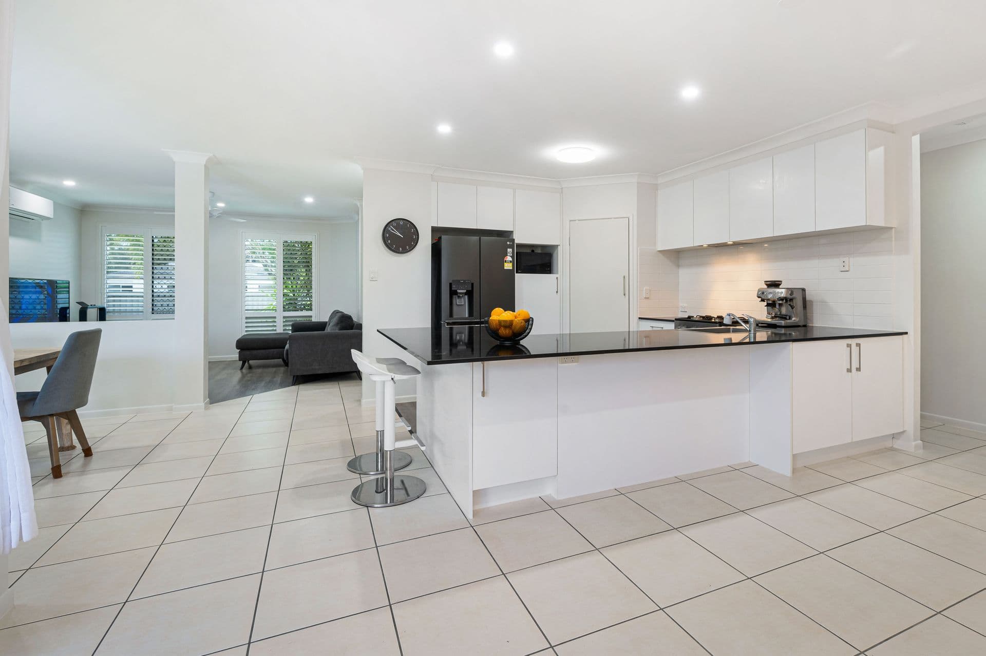 1/8 King Street, Buderim, QLD, 4556, Sippy Downs - Thumbnail 2