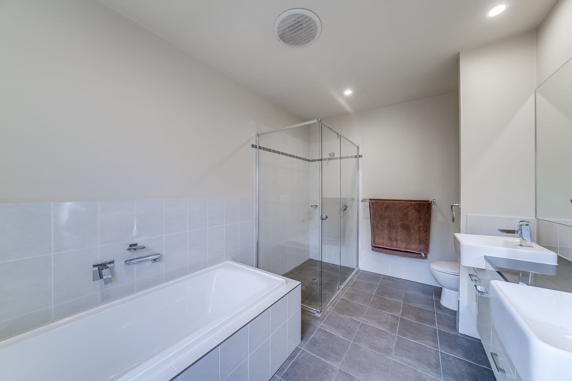 7/72-80 Argyle Street, Picton, NSW, 2571, St Helens Park - Thumbnail 6