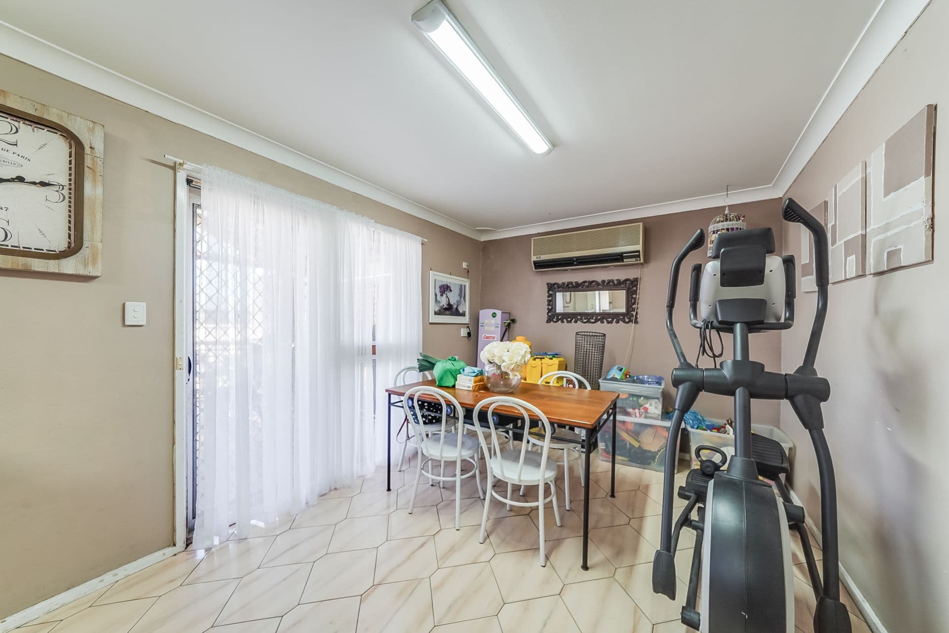 74 Westbourne Avenue, Thirlmere, NSW, 2572, Thirlmere - Thumbnail 3