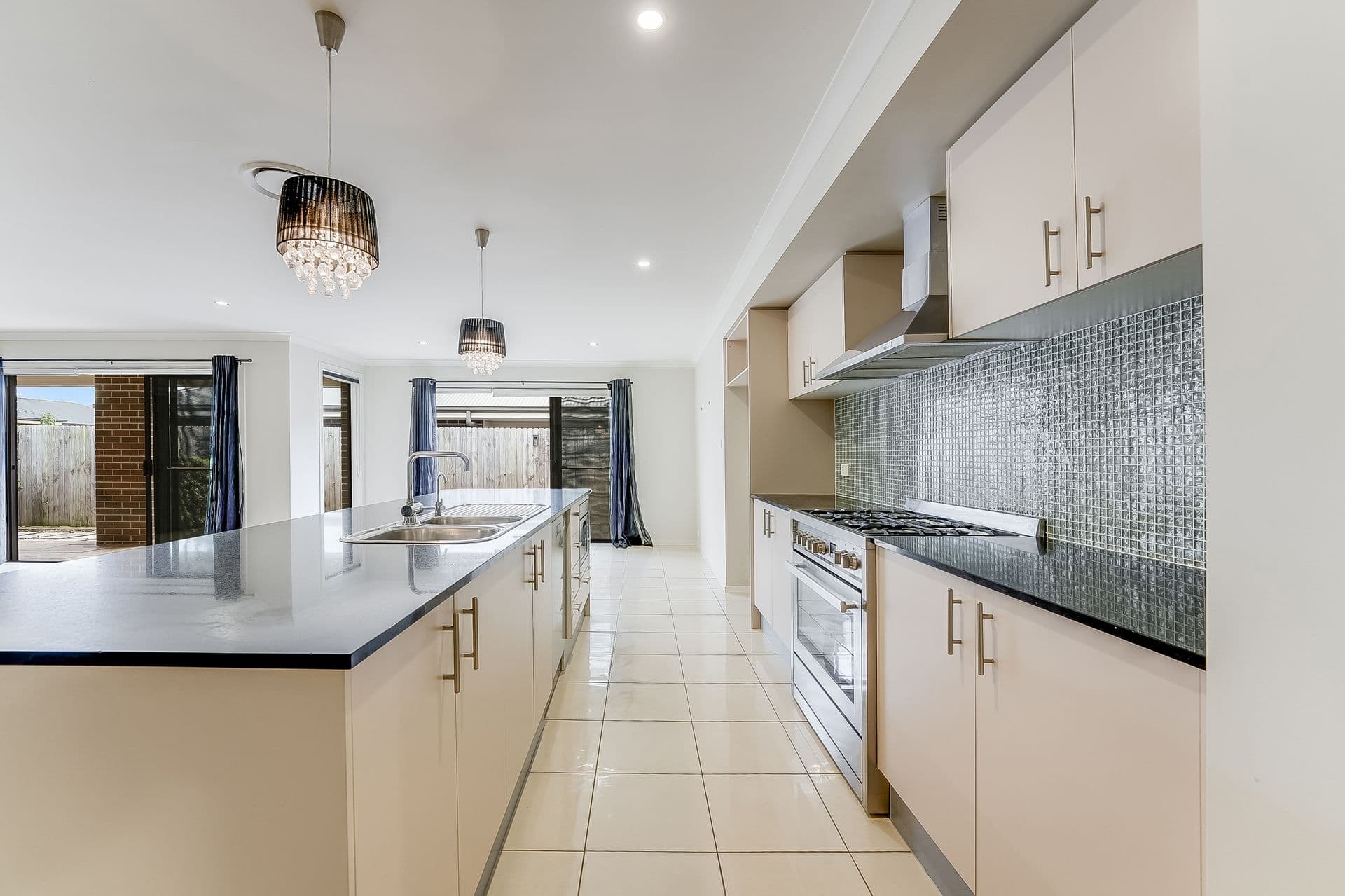 7/72-80 Argyle Street, Picton, NSW, 2571, Wilton - Thumbnail 3