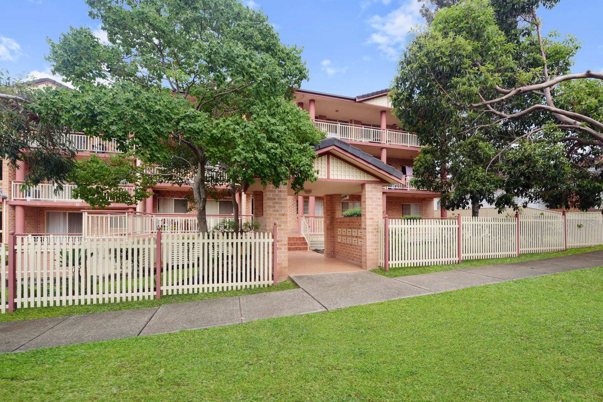 Shop 5, 115 Military Road, Neutral Bay, NSW, 2089, Bankstown - Image 1