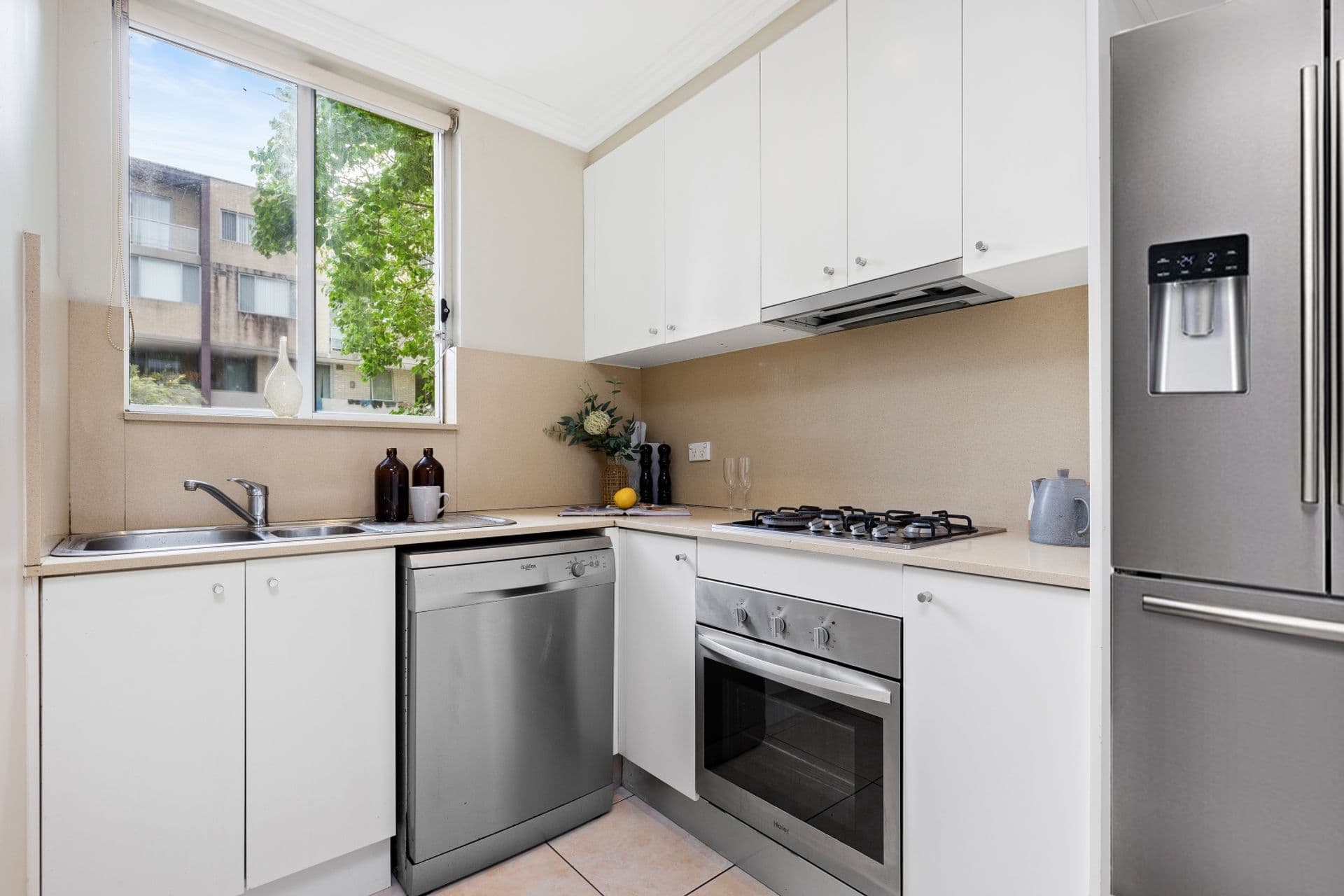 Shop 5, 115 Military Road, Neutral Bay, NSW, 2089, Silverwater - Thumbnail 3