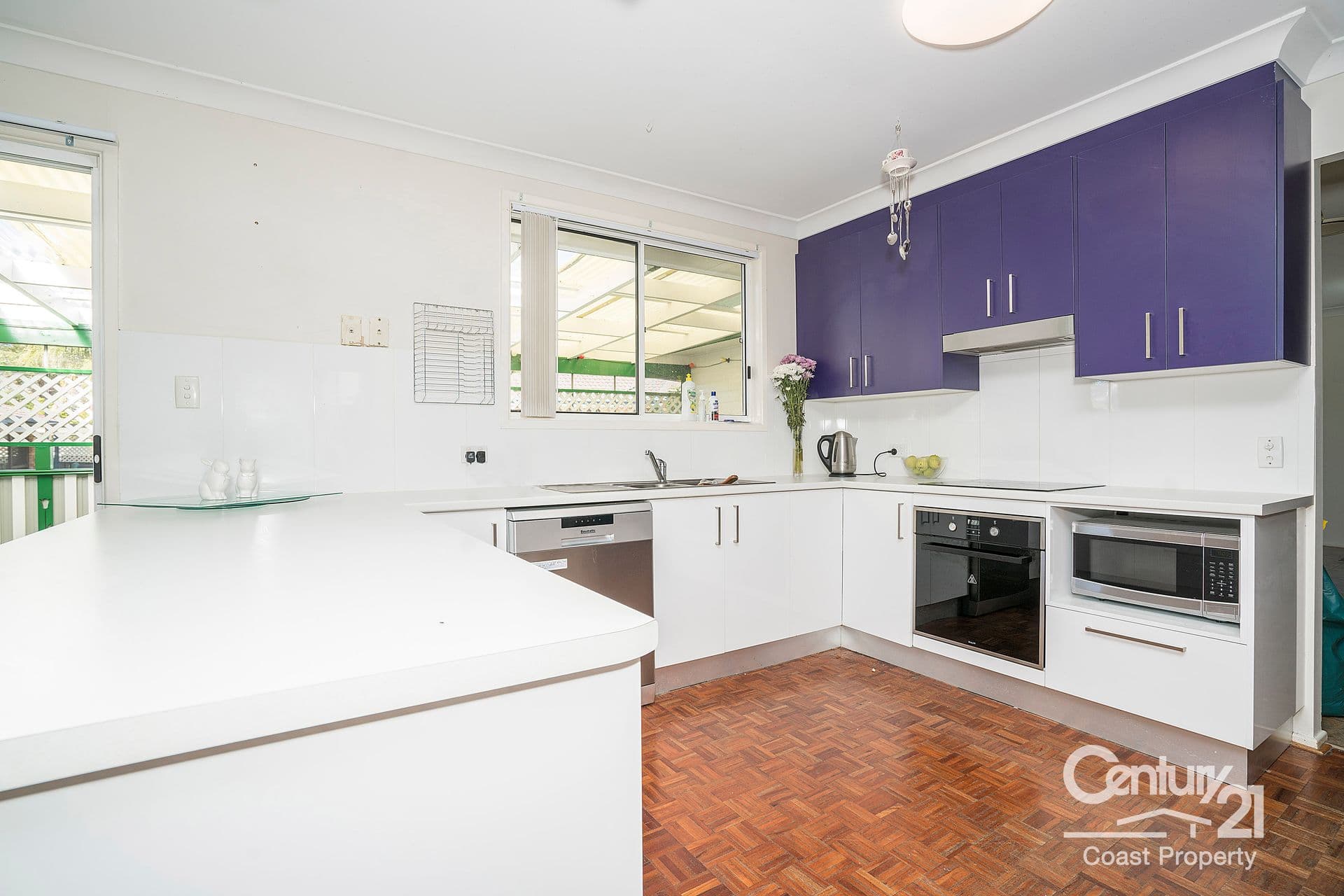 35 Kerry Crescent, Berkeley Vale, NSW, 2261, Berkeley Vale - Thumbnail 3