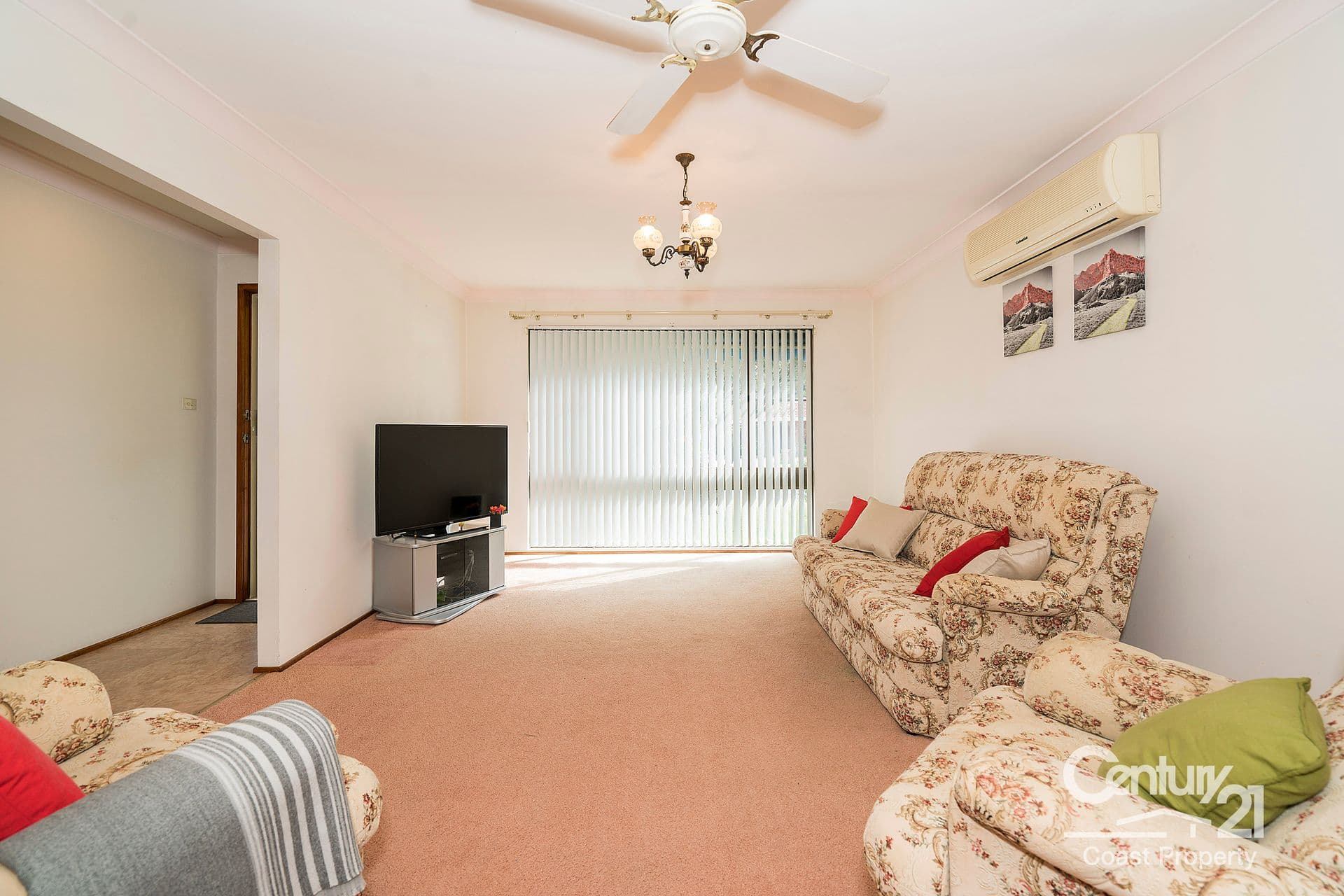9 Kerry Crescent, Berkeley Vale, NSW, 2261, Berkeley Vale - Thumbnail 4