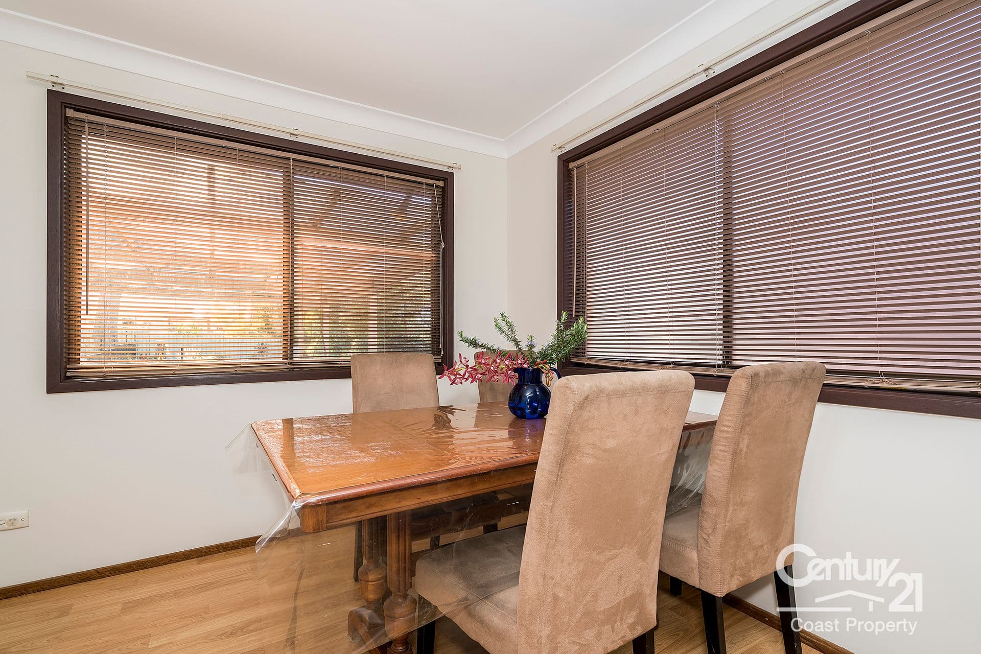 19 Elaine Avenue, Berkeley Vale, NSW, 2261, Berkeley Vale - Thumbnail 5