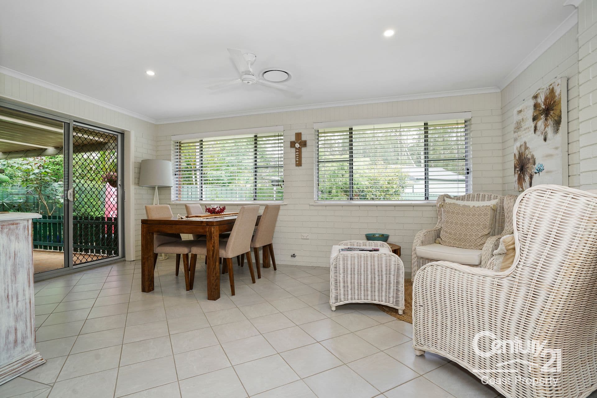3 Loxley Close, Berkeley Vale, NSW, 2261, Berkeley Vale - Thumbnail 3