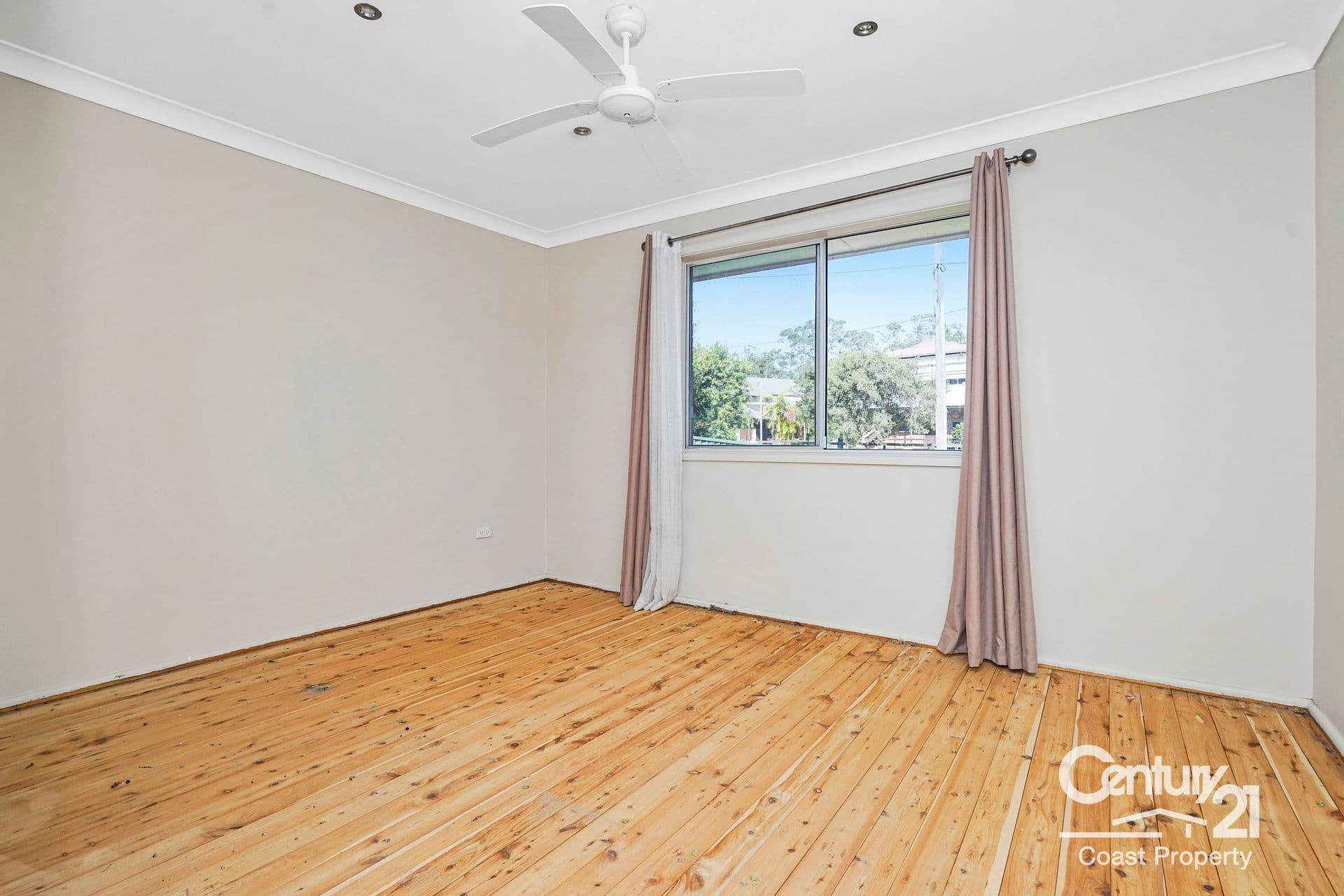 27 Kerry Crescent, Berkeley Vale, NSW, 2261, Berkeley Vale - Thumbnail 7