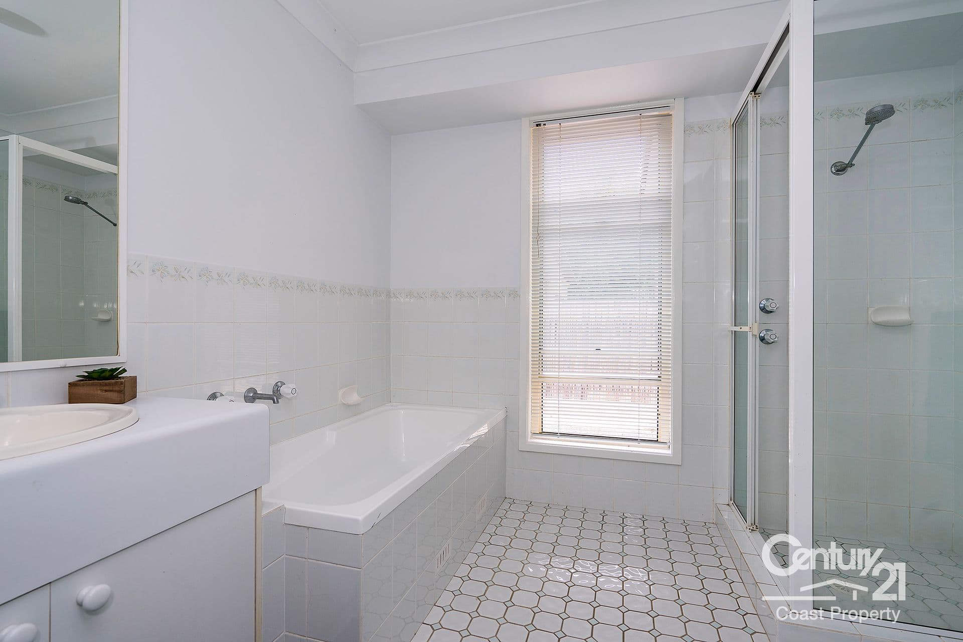 209 Cygnet Drive, Berkeley Vale, NSW, 2261, Berkeley Vale - Thumbnail 6